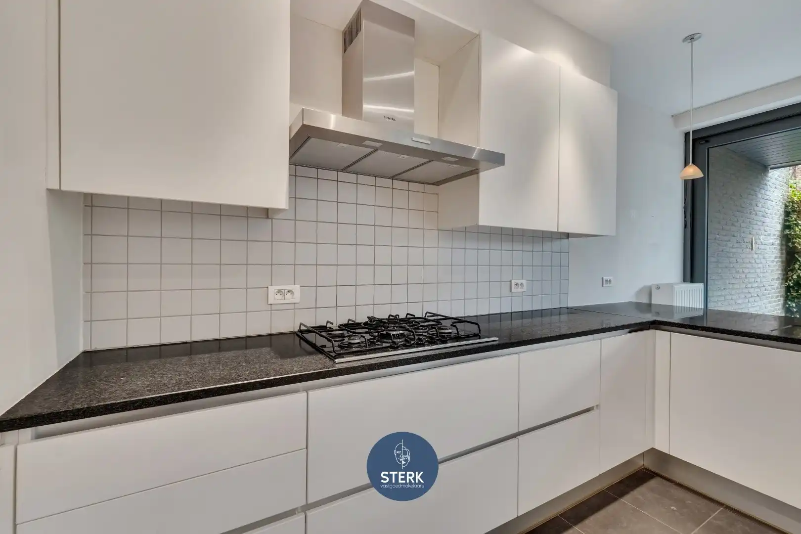 GELIJKVLOERS APPARTEMENT MET 2 SLPKS IN 'HET MOOISTE DORP VAN VLAANDEREN' !  foto 12