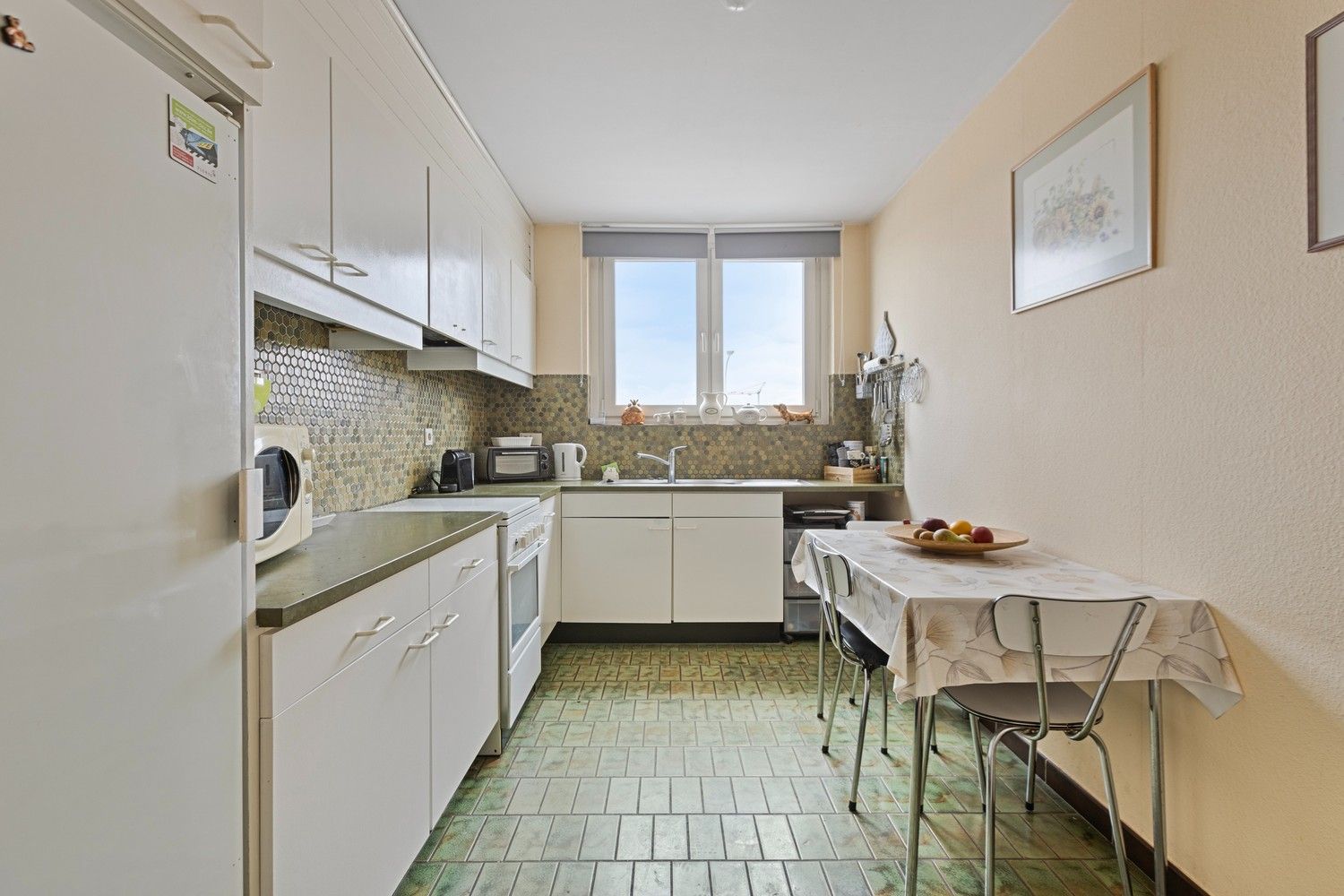 Instapklaar en ruim appartement met drie slaapkamers op een strategische locatie in Lanaken foto 11