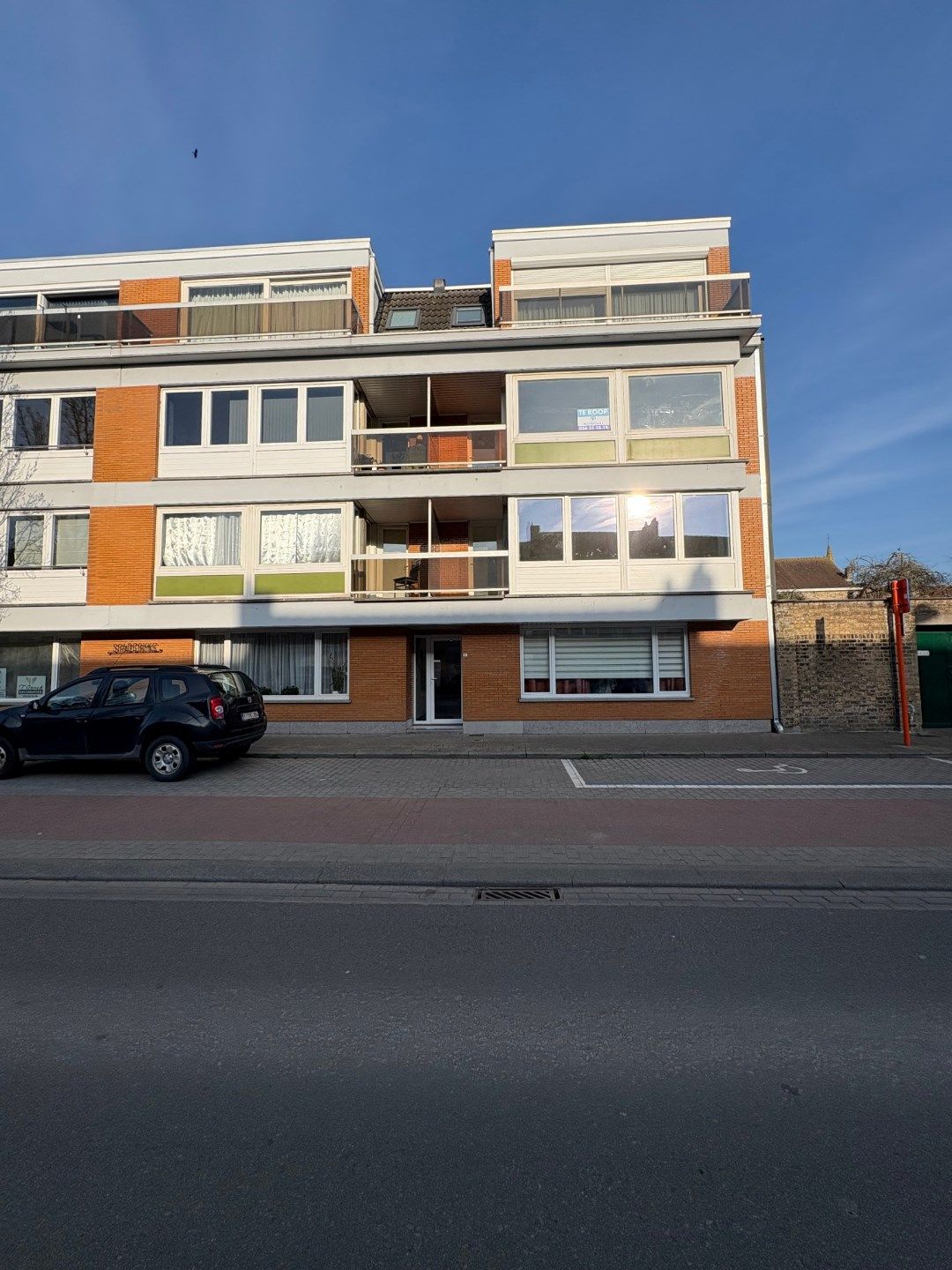 Ruim te renoveren appartement met garage  foto 9