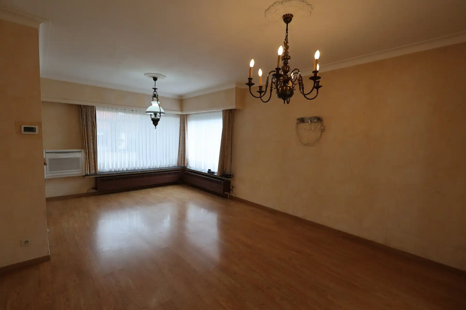 Laagbouwwoning met 2 slaapkamers op een perceel van 1.031m² foto 5