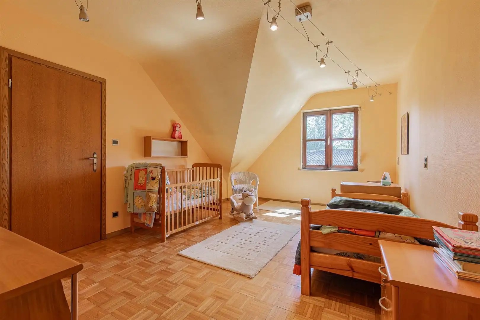 Uitzonderlijk ruime en veelzijdige praktijkwoning / cohousing met tal van mogelijkheden foto 29