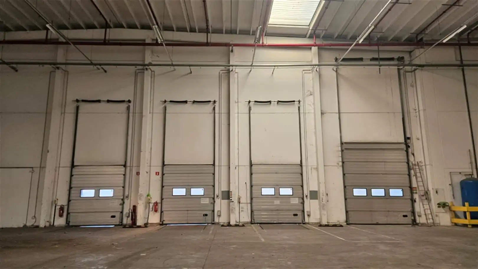 Logistiek op zichtlocatie langs E17 foto 14