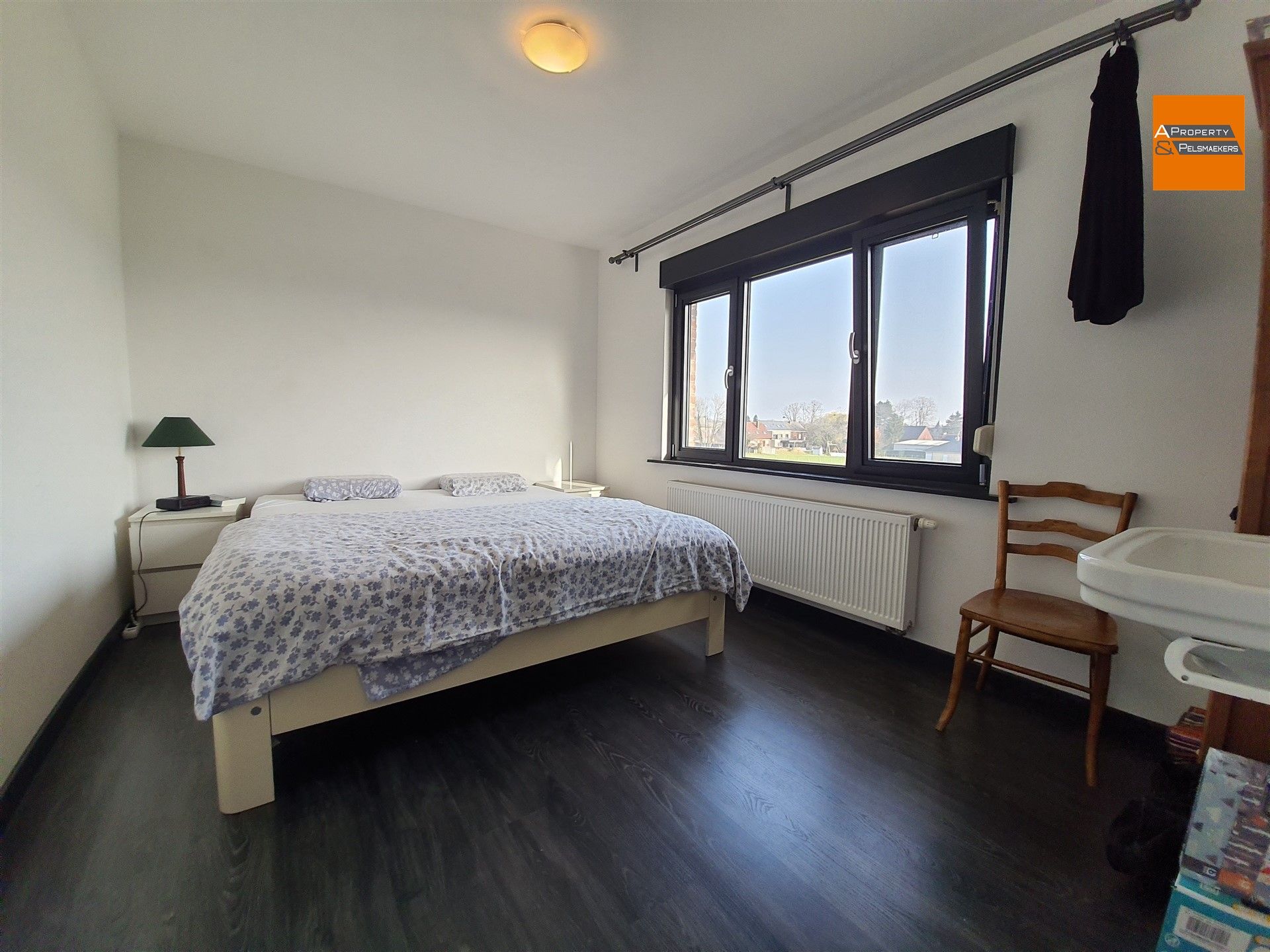 Gerenoveerde Villa met 6 slaapkamers foto 9