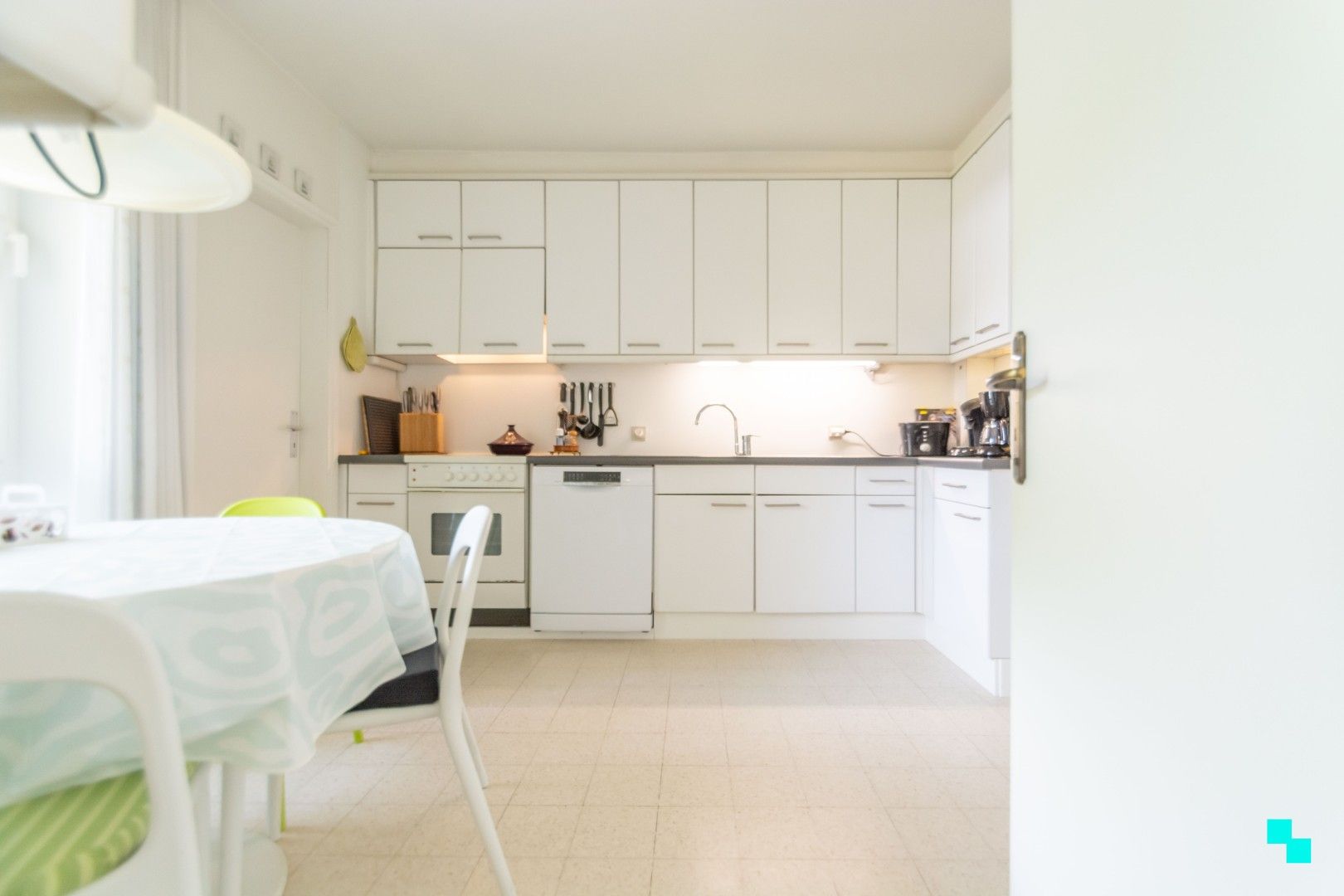 Charmante woning met zonnige tuin te Merelbeke Flora foto 12