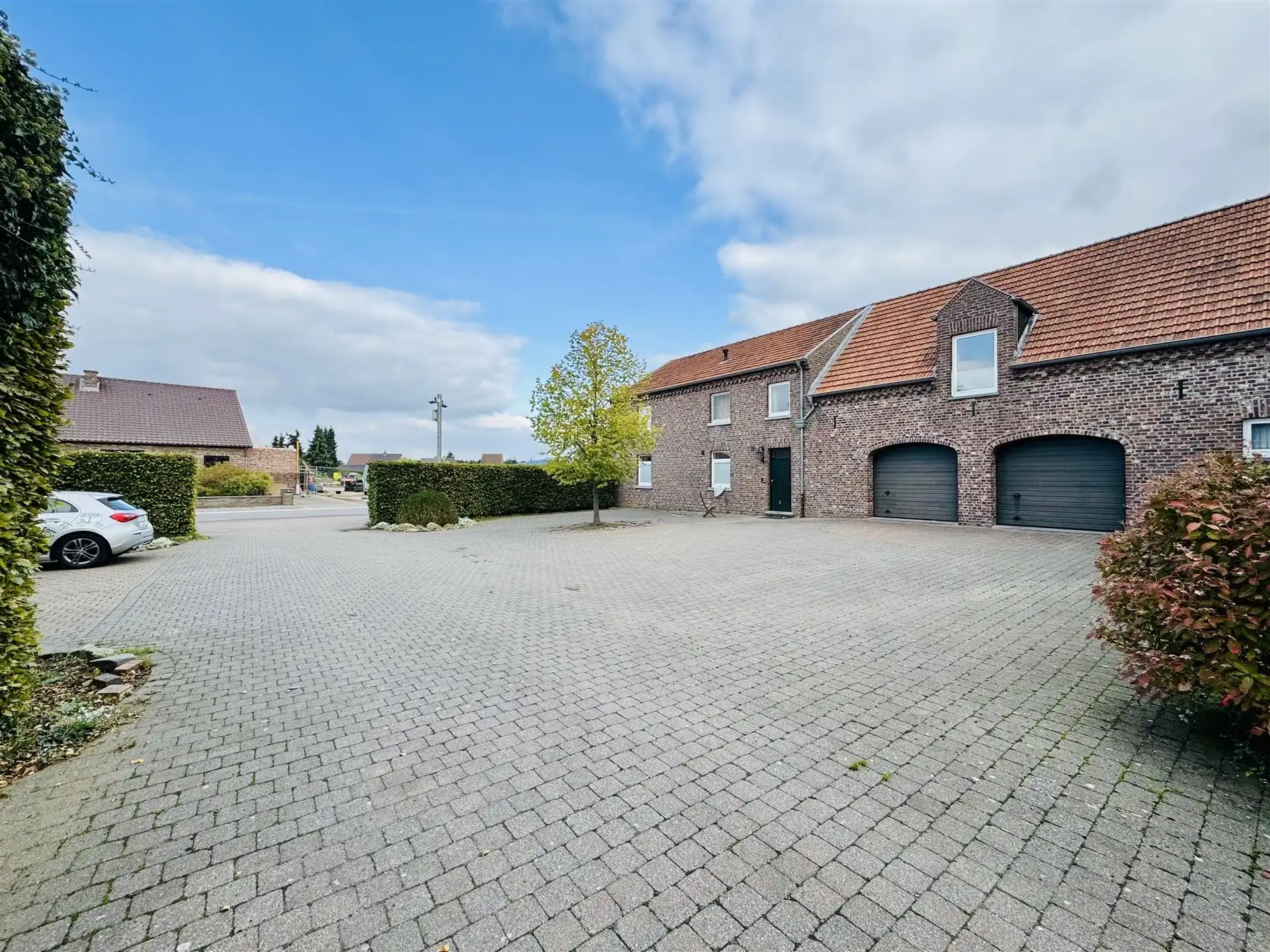 Hoeve met paardenaccomodatie. foto 4