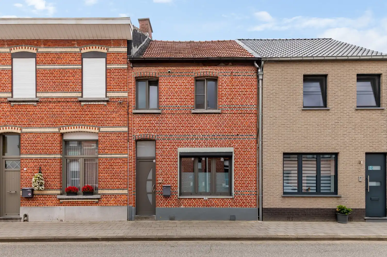 Instapklare gezinswoning met 2-3 slaapkamers, veranda en tuin in hartje Wijnegem! foto 18