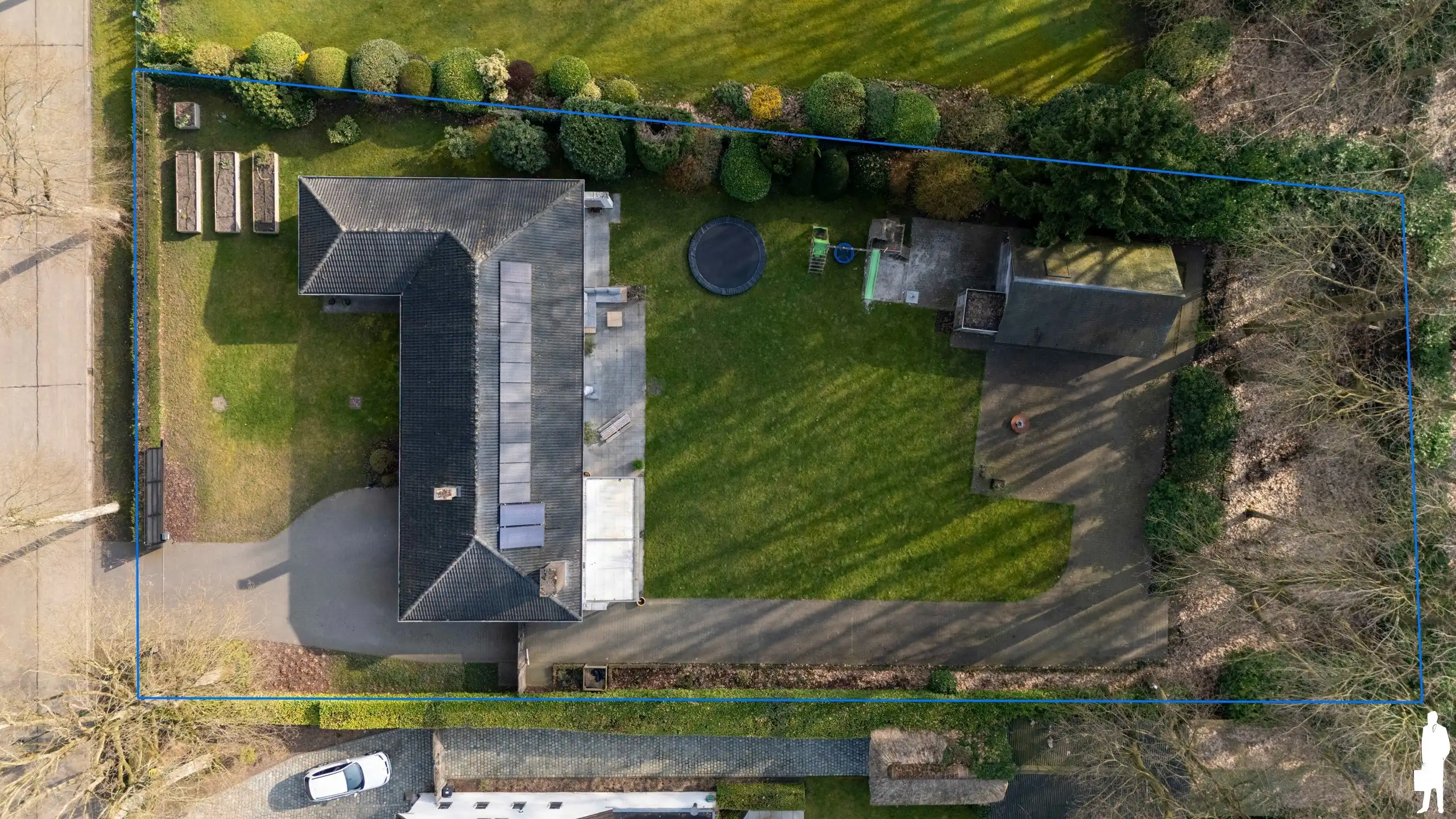 Instapklare gelijkvloerse villa op toplocatie (ca. 2.028 m²) foto 6