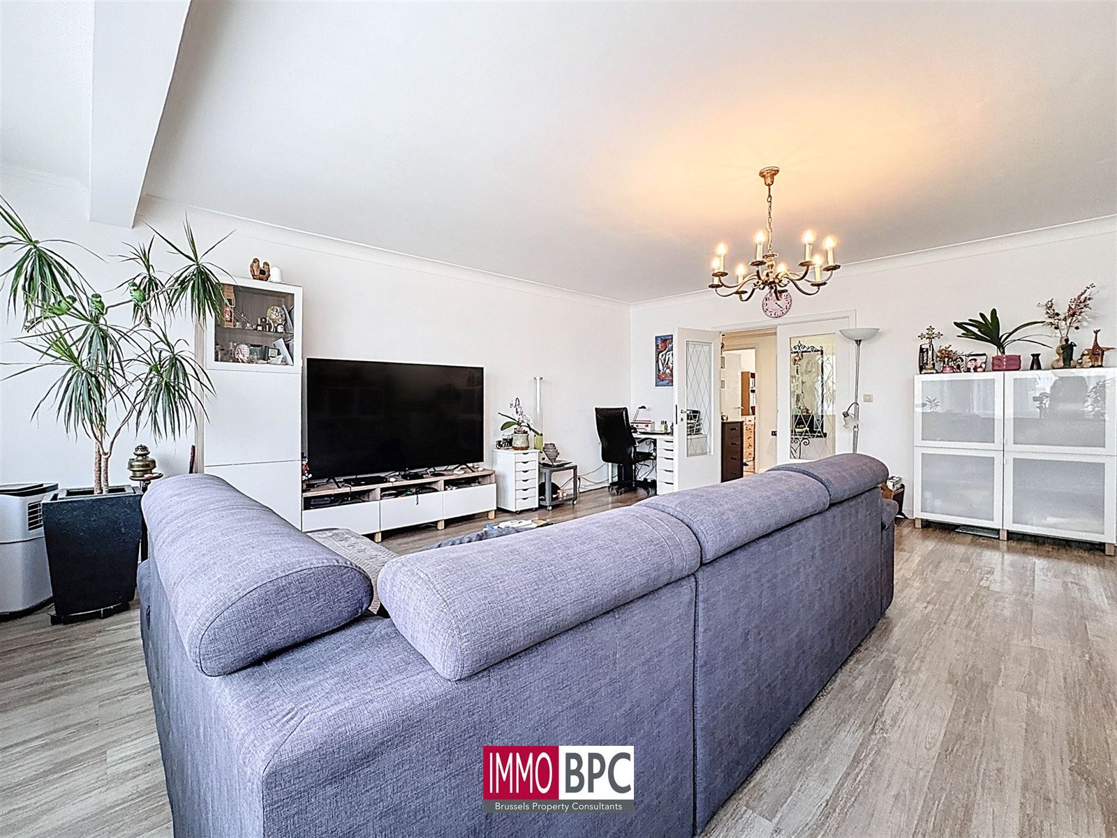 volledig gerenoveerde appartement in Sint-Jans-Molenbeek  foto 5