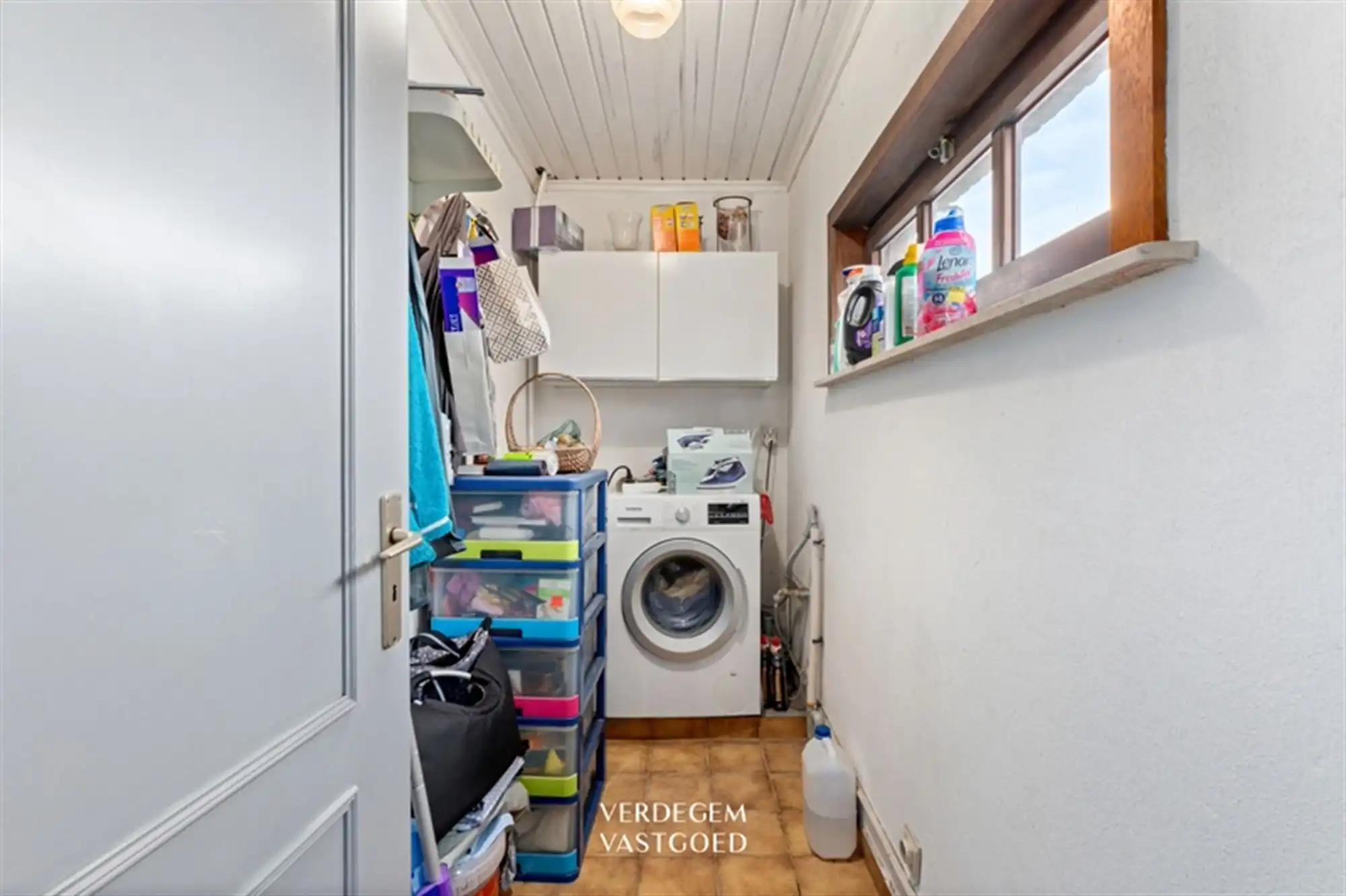 Hoevewoning met schuur en uniek zicht op weilanden en knotwilgen foto 12