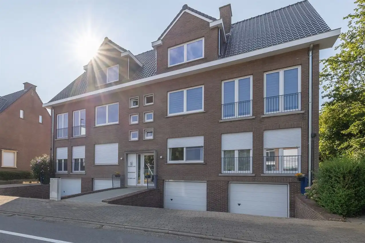 Gunstig gelegen appartement met 2 slpk. en garage foto 21