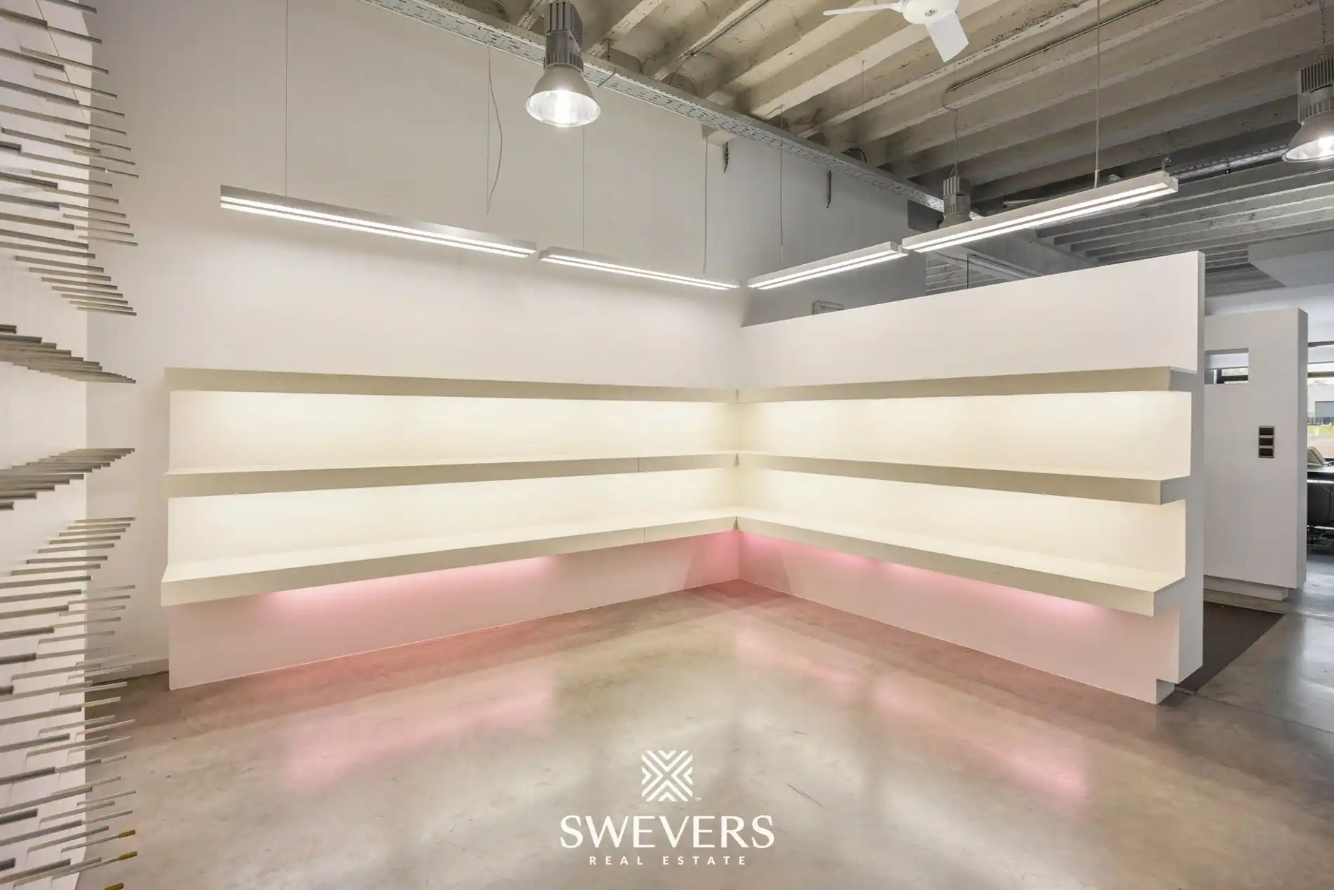 Exclusief handelspand met uitstraling, licht en rendement foto 22