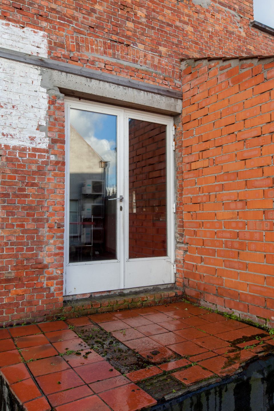 Verrassend ruime handelswoning met bovenliggend appartement. foto 45