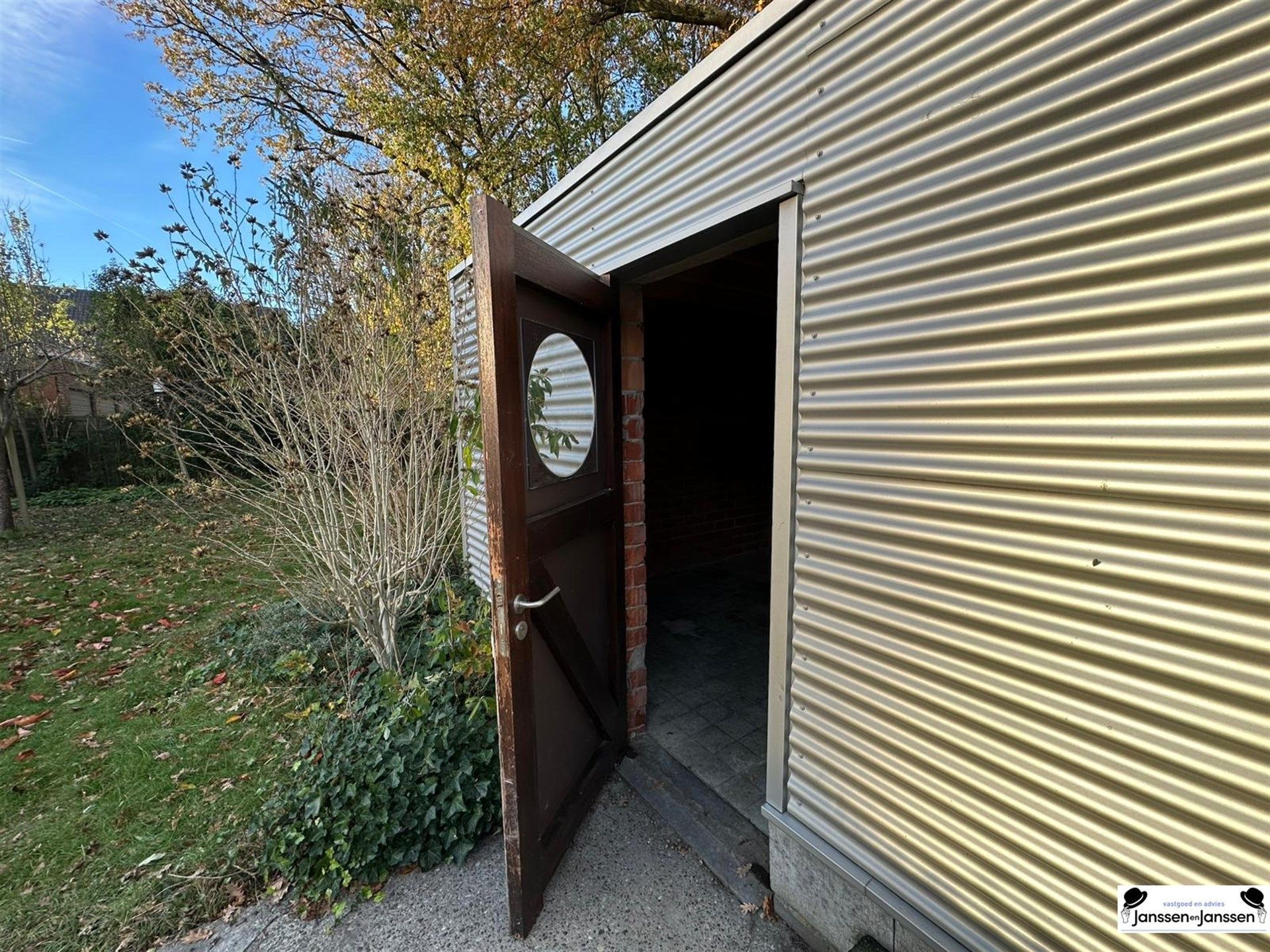 Ruime halfopen bebouwing met zonnige tuin te Gooreind te huur foto 17