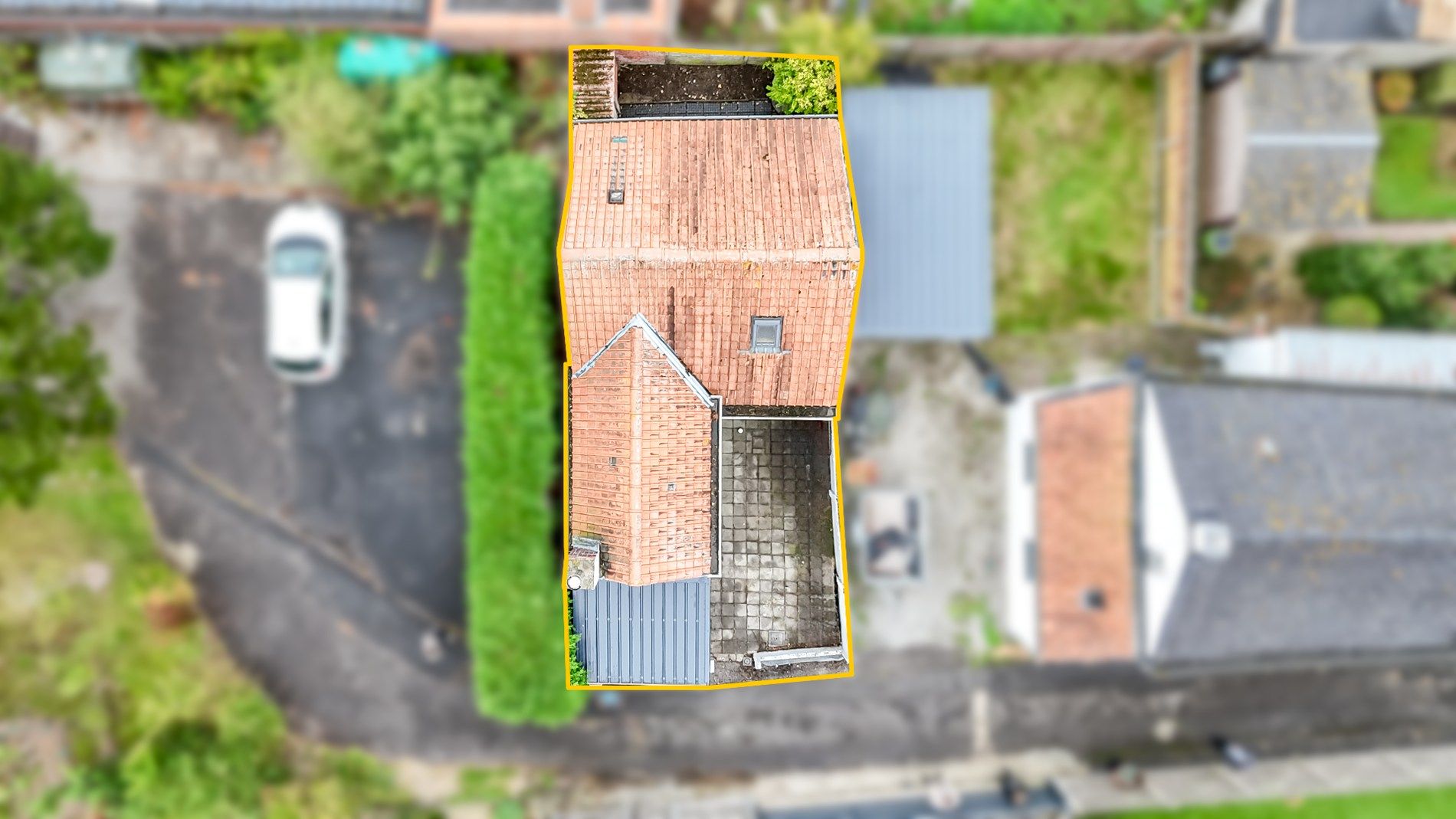 Knusse woning nabij het centrum van Torhout! foto 9