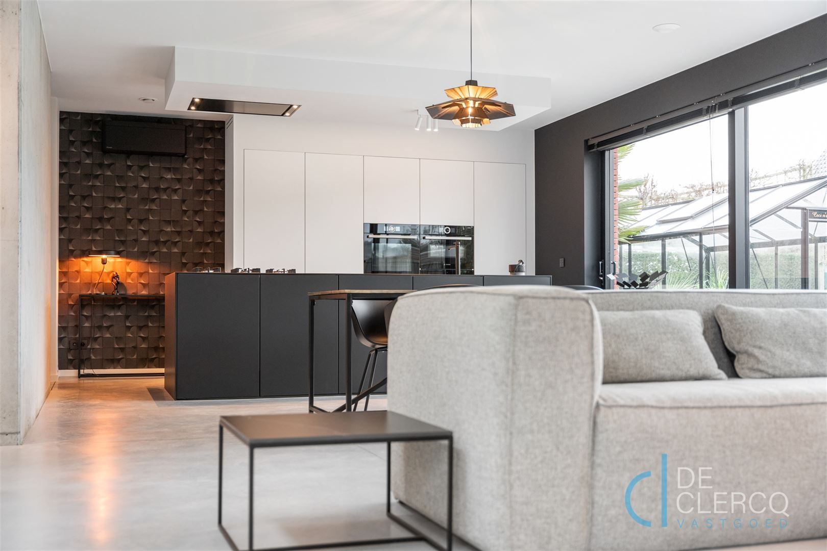 Prachtige villa met mooie tuin te koop in Lochristi!  foto 4