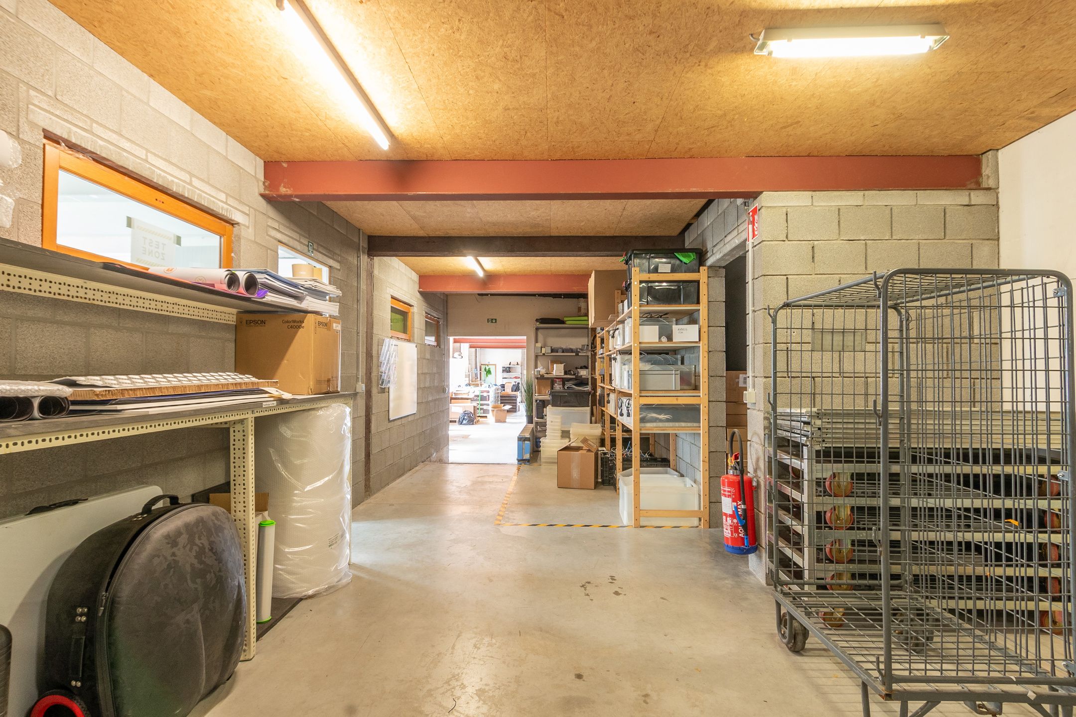 Meesterwoning met zorgflat, loft, burelen en opslag foto 45