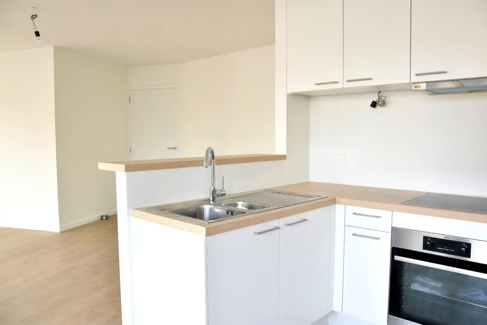 Nieuw gelijkvloers 2-slaapkamer appartement foto 6