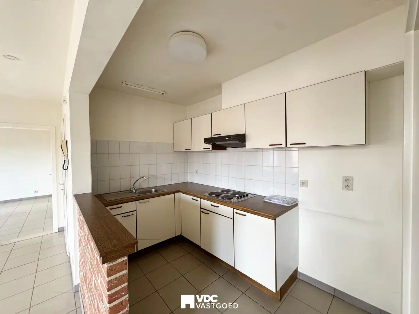 Mooi appartement met 1 slaapkamer in centrum Borgloon foto 3