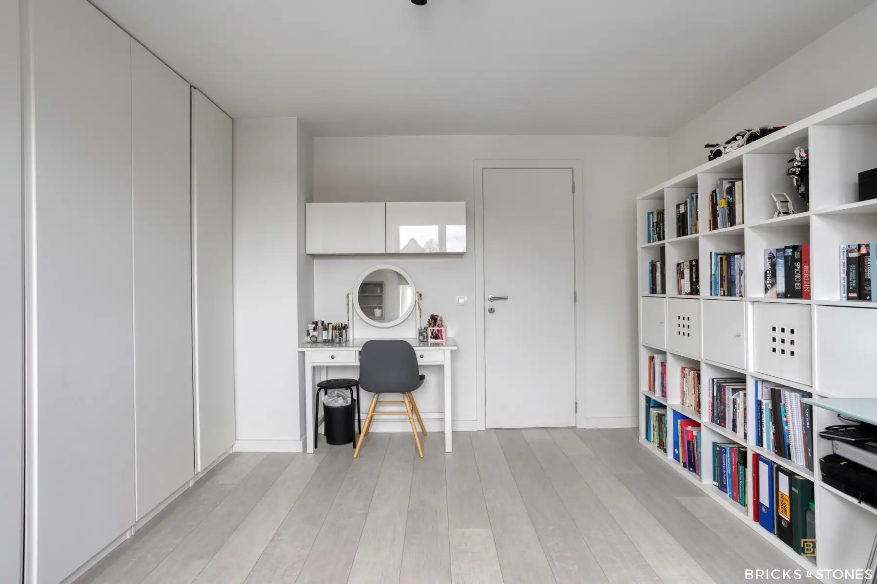 Recente HOB met 4 slaapkamers en tuin foto 19