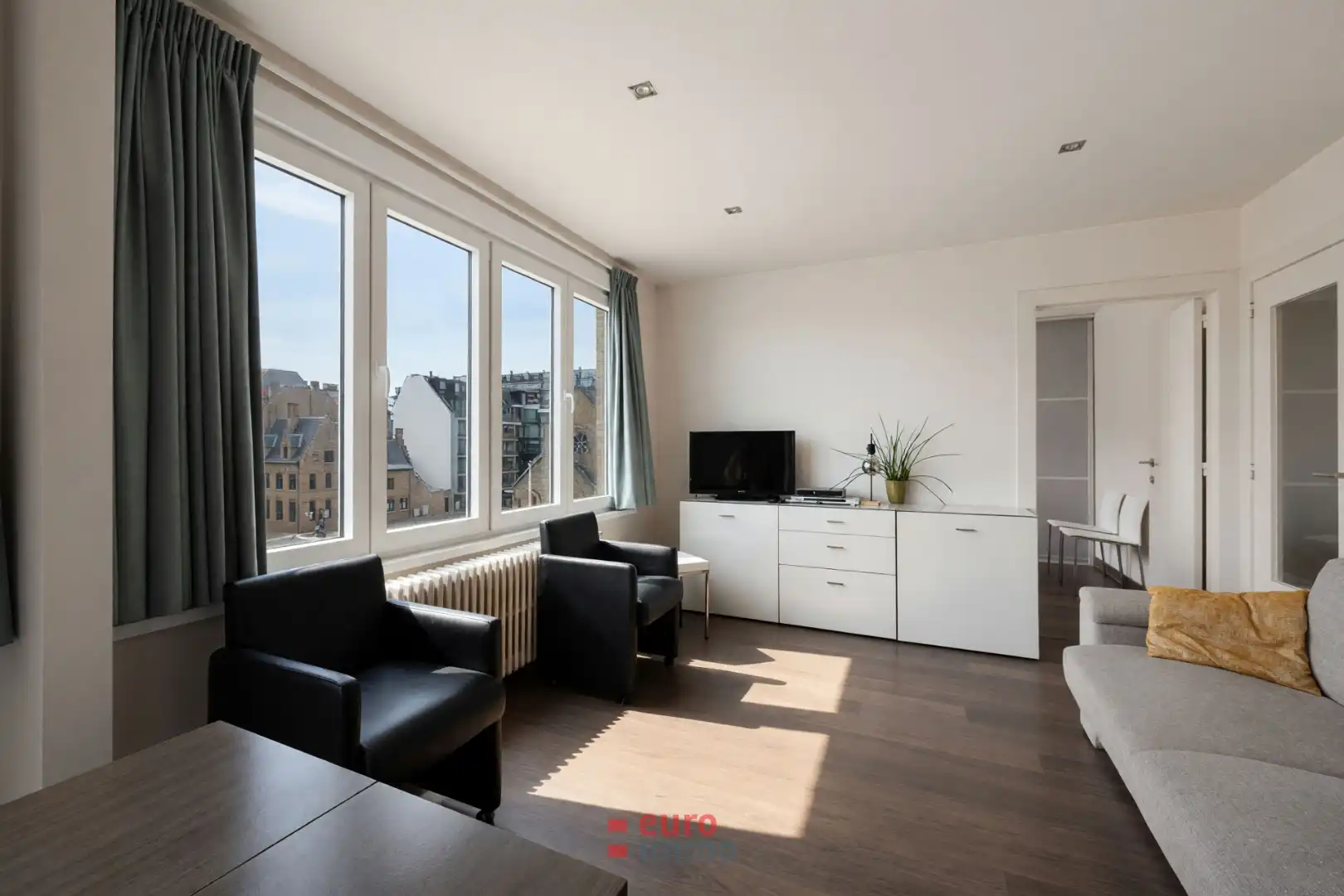 Appartement met 2 slaapkamers op een topligging! foto 5