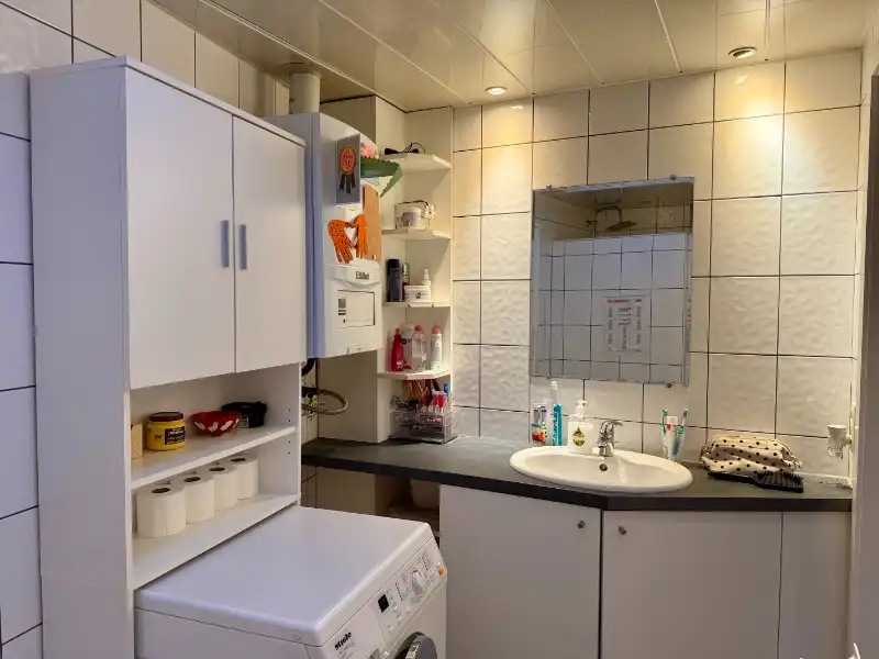 KNUSSE COMFORTABELE RIJWONING MET 2 SLAAPKAMERS foto 6