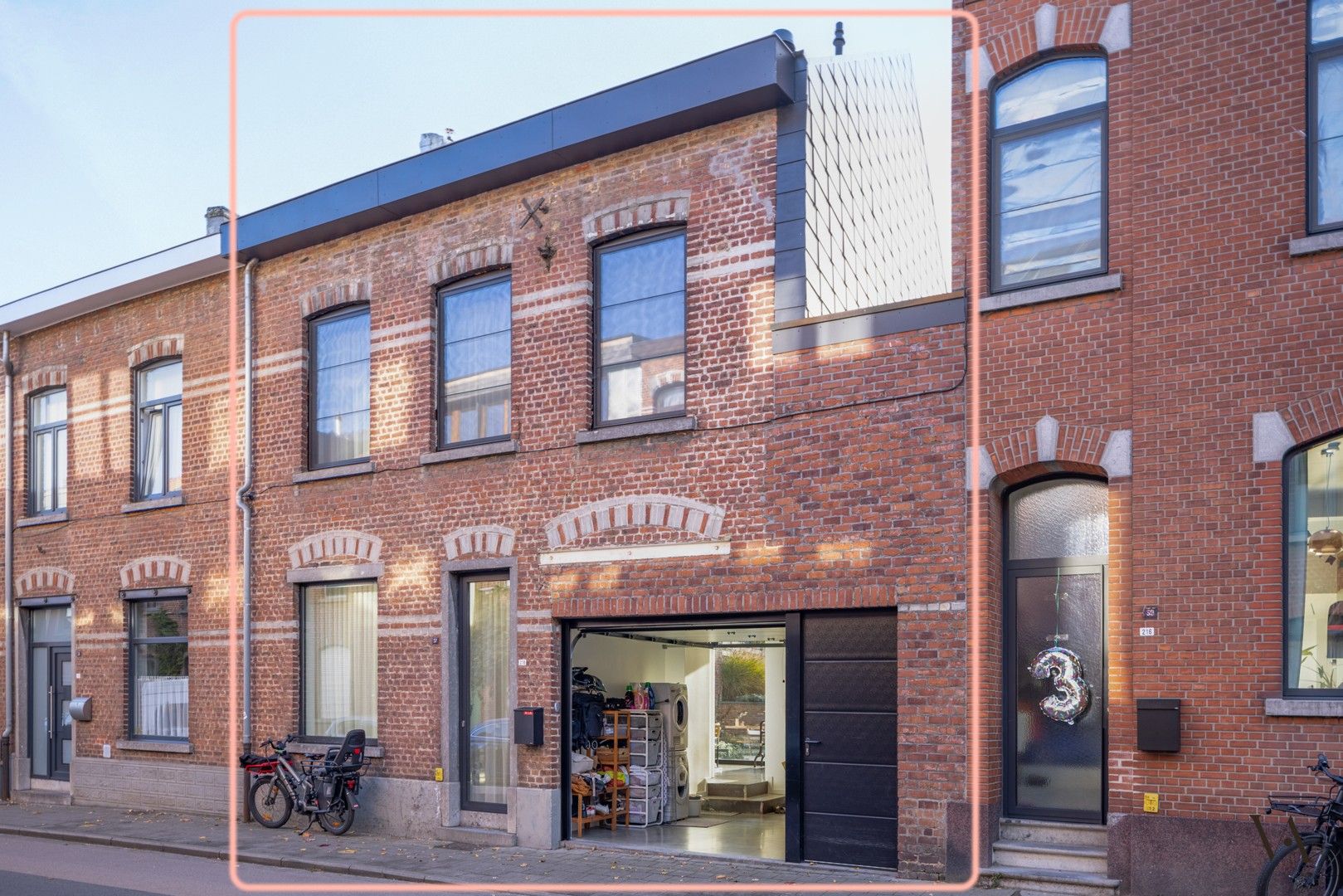 Prachtig gerenoveerde gezinswoning met grote tuin foto 18