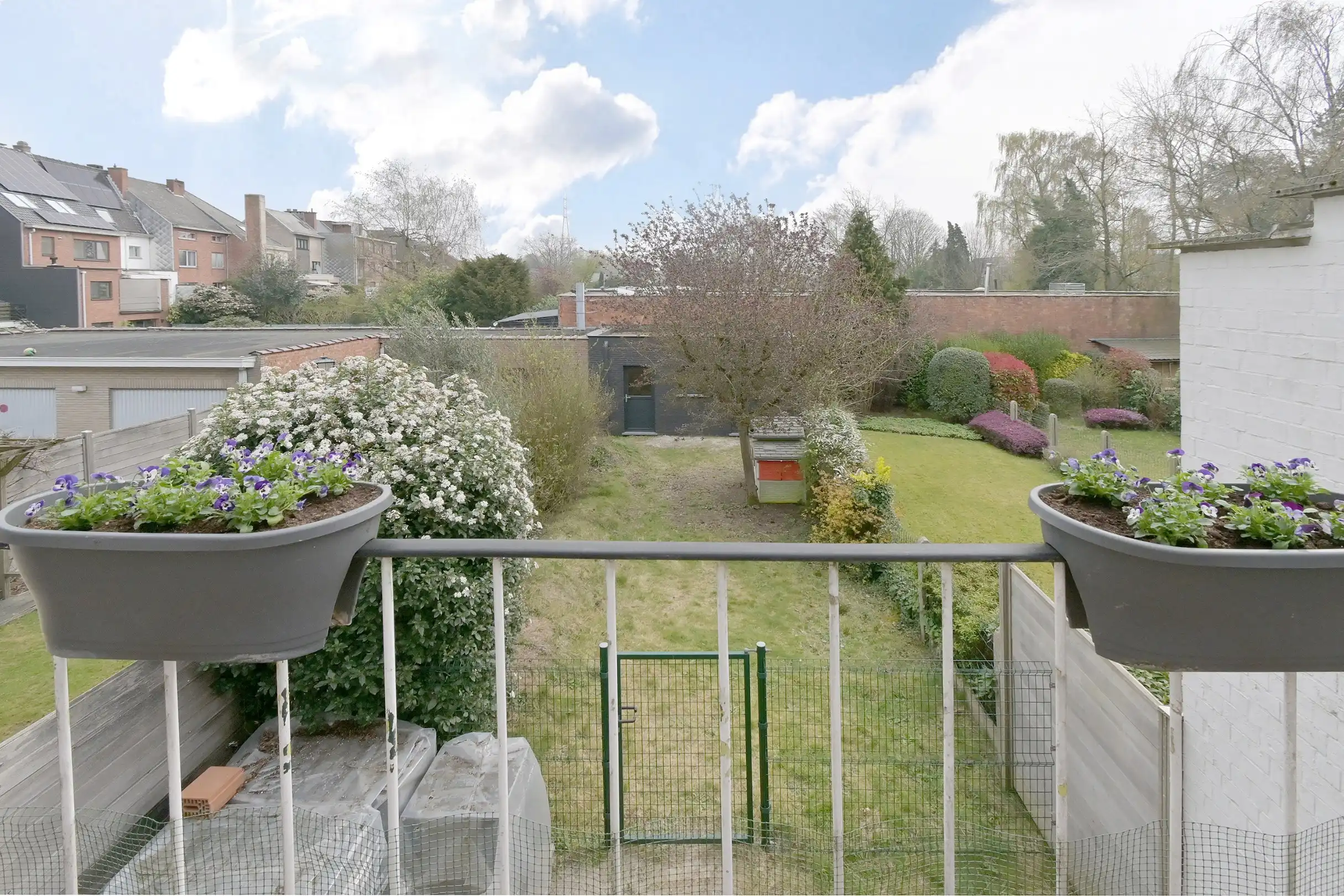 Instapklare gezinswoning met 3 slaapkamers, tuin én garage foto 18