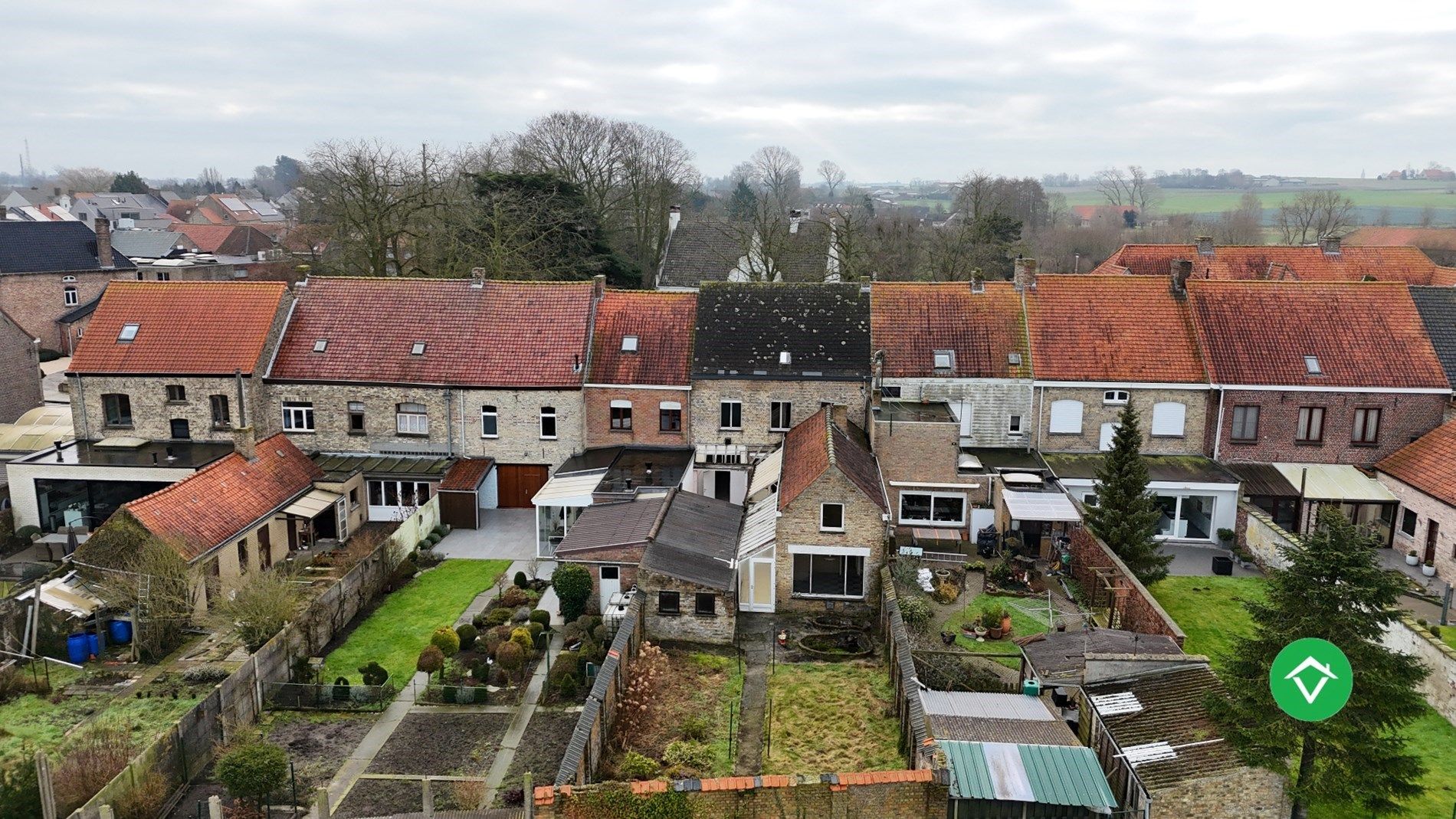 Riante woning met veel potentieel gelegen in Esen, Diksmuide foto 25
