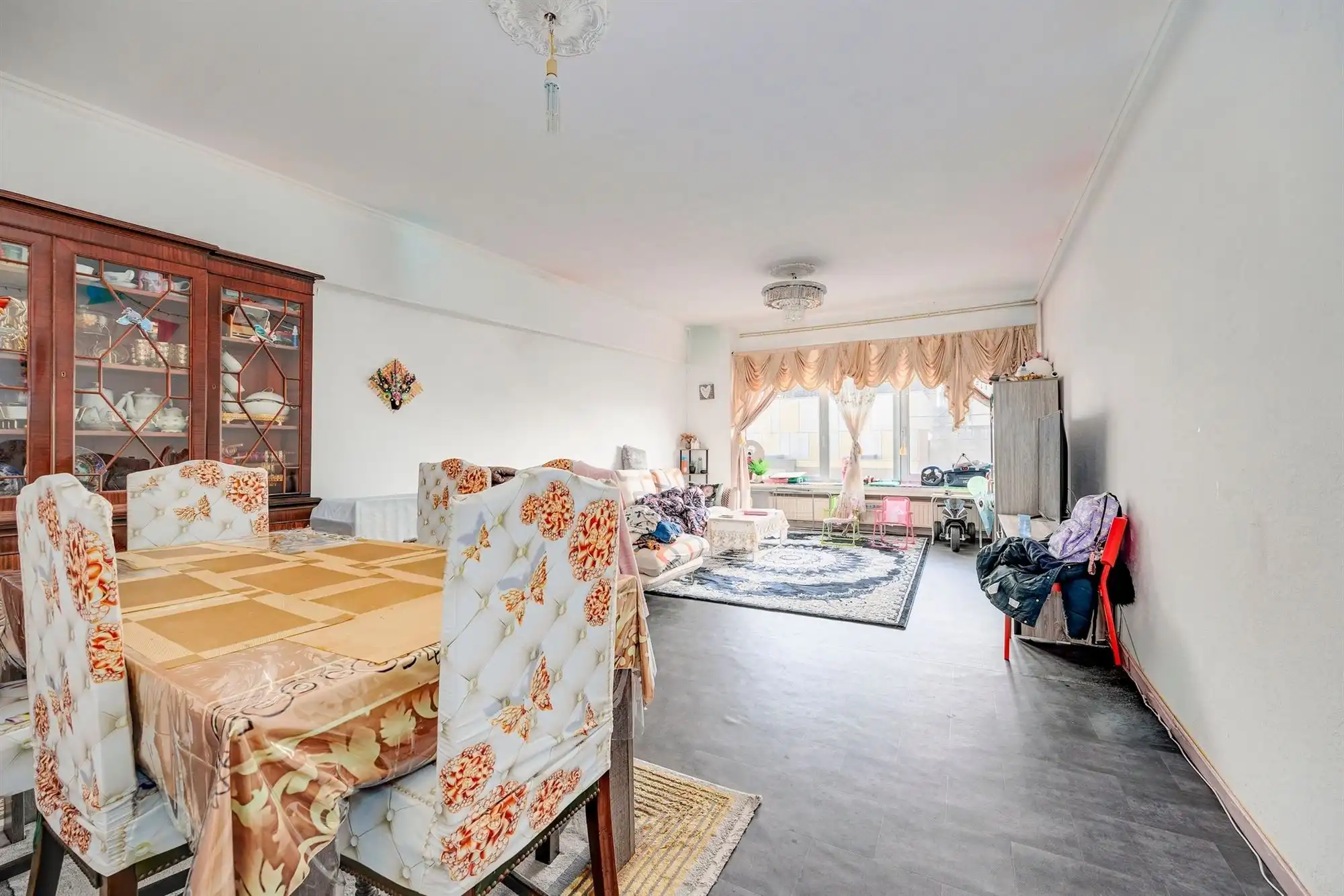 Instapklaar verhuurd appt met 2 slk vlakbij het Centraal Station foto 2