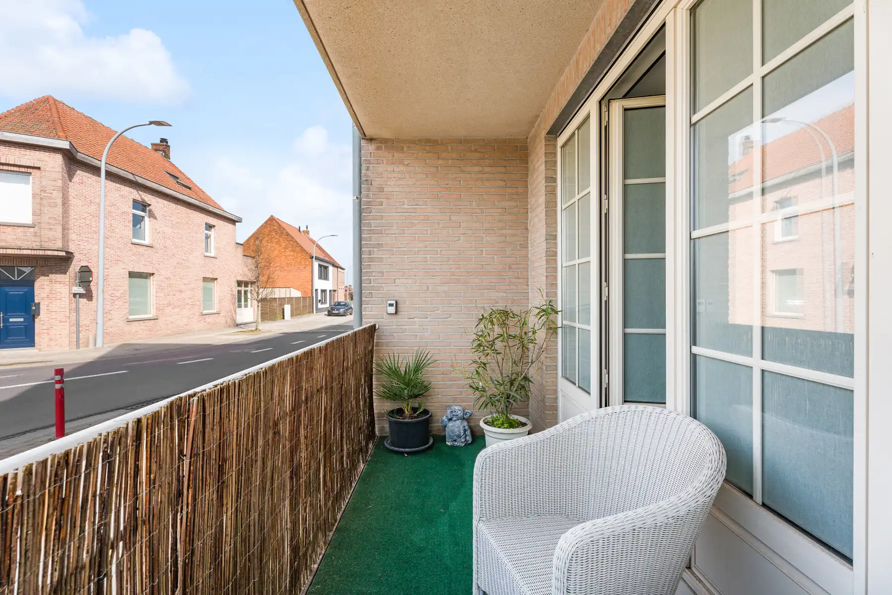Lichtrijk en instapklaar wonen in hartje Wakken. foto 12
