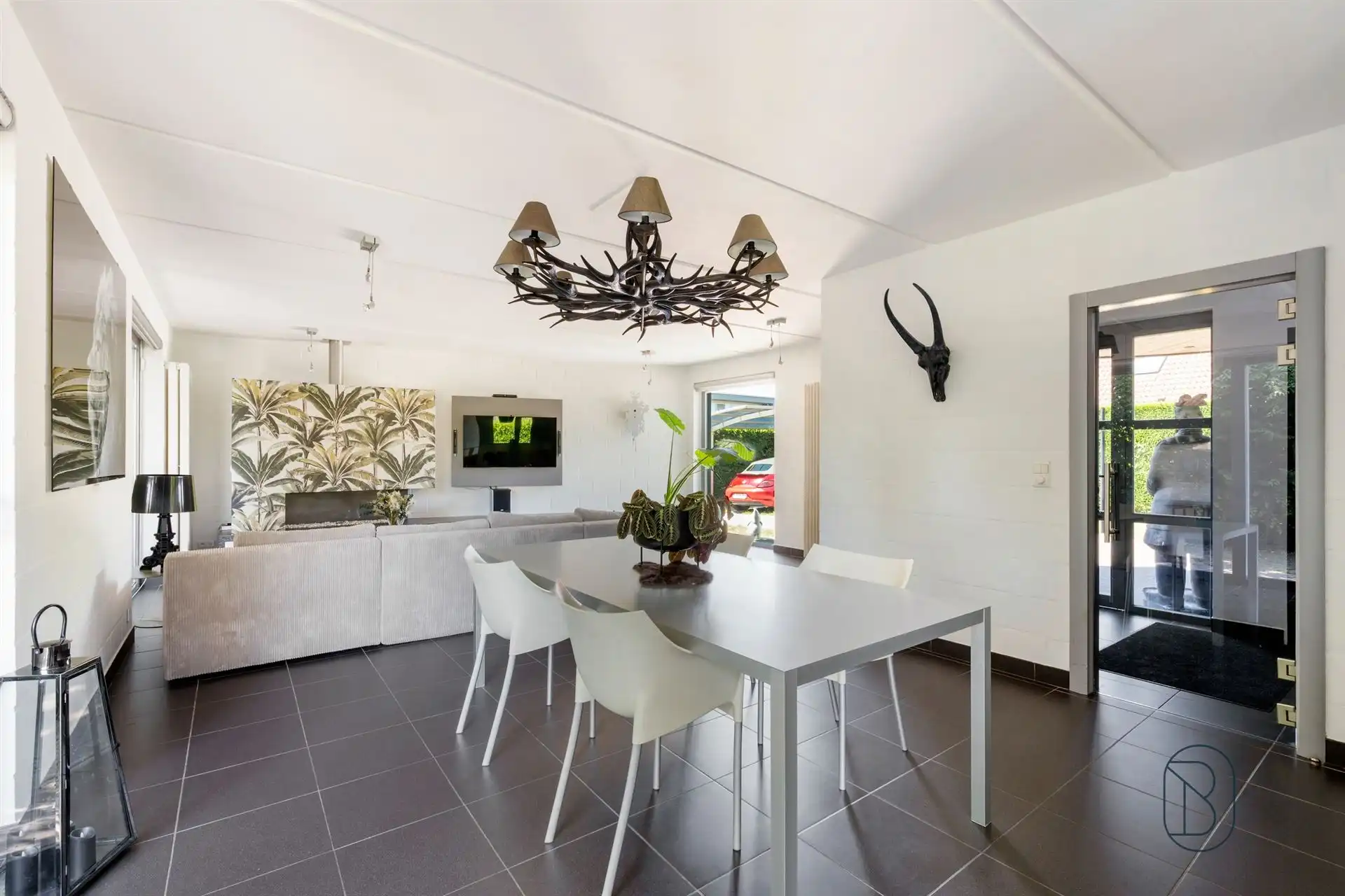 Instapklare mooie villa met 3 slk.  foto 12