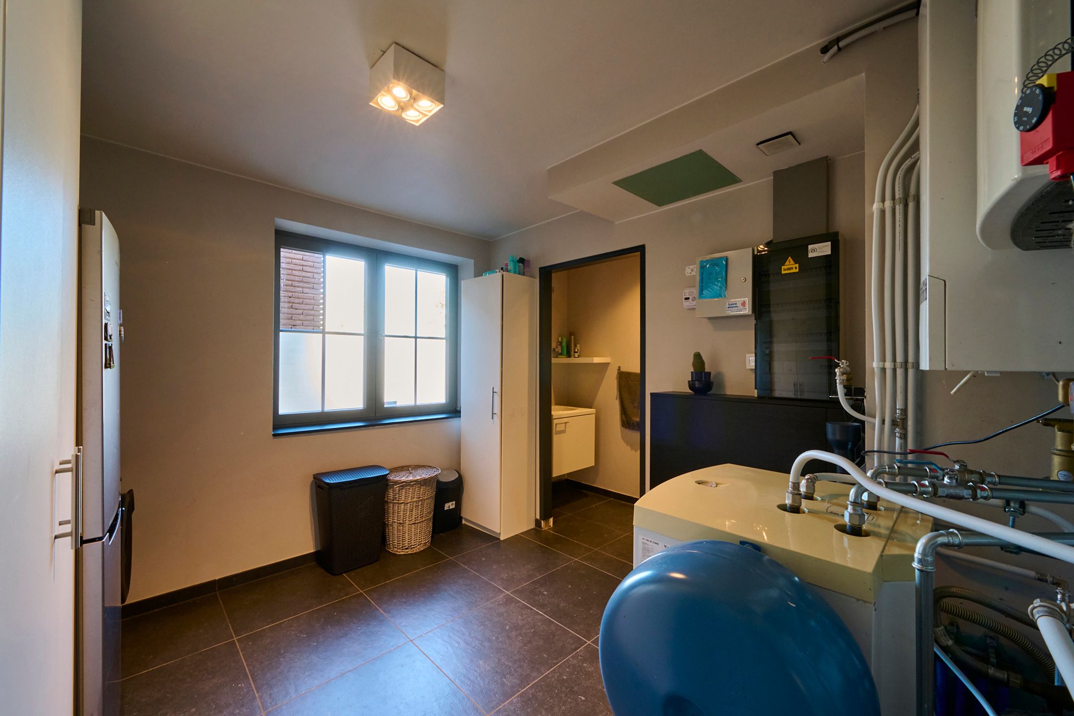 Volledig verbouwde woning met zwembad foto 12