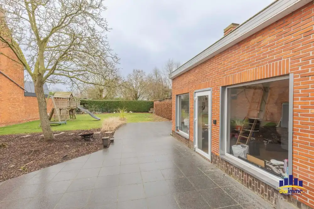 Instapklare woning met 4 slaapkamers & ruime tuin met bijgebouw in Evergem op 740m² foto 19