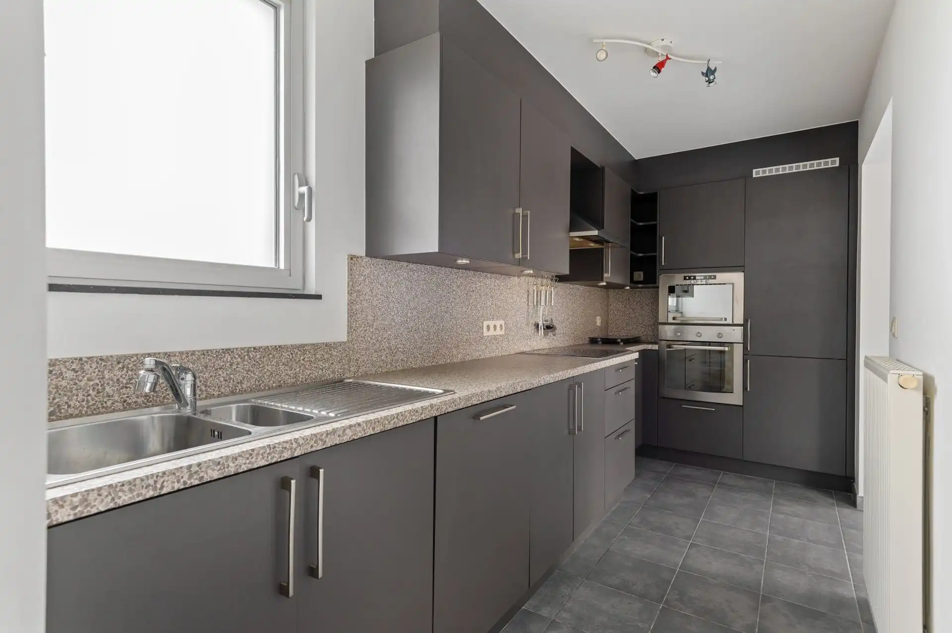 DUPLEXAPPARTEMENT MET 3 SLPK EN AUTOSTAANPLAATS foto 7