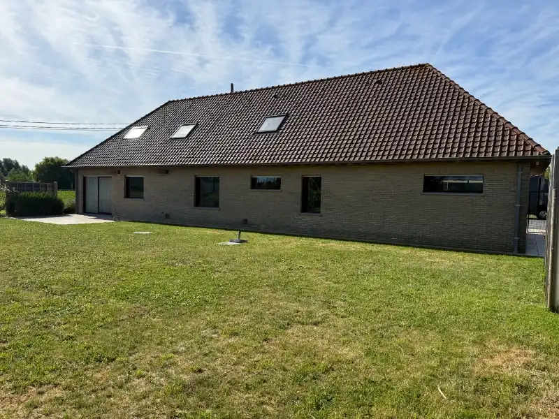 Ruime villa op een landelijke perceel met een oppervlakte van 940m² ! foto 31