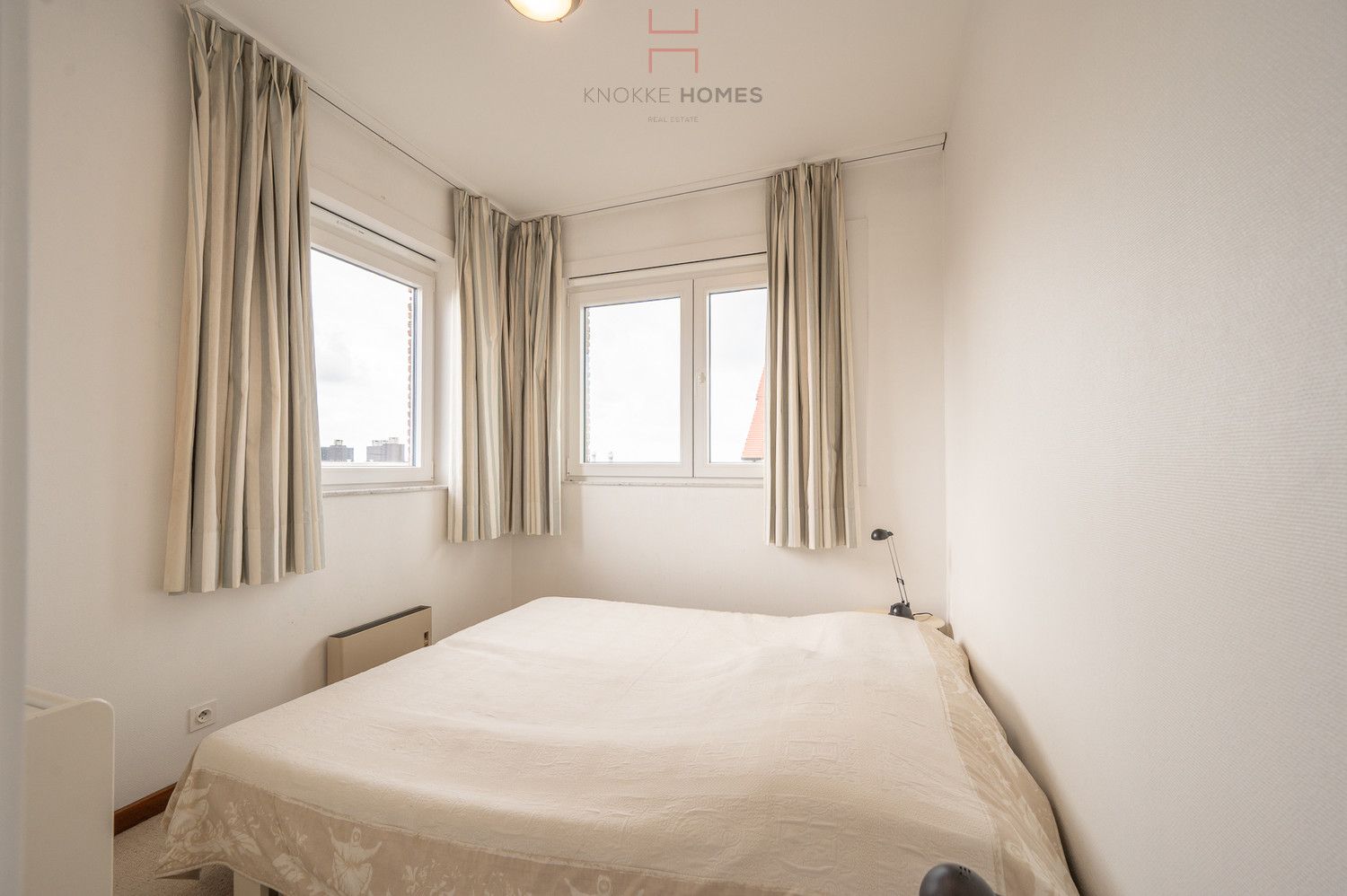 Lichtrijk, comfortabel en aangenaam duplex appartement met prachtig uitzicht op enkele meters van de zee in Duinbergen. foto 10