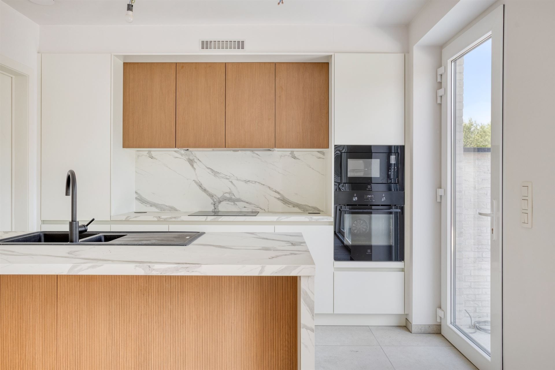 Prachtige nieuwbouw in rustige straat foto 11