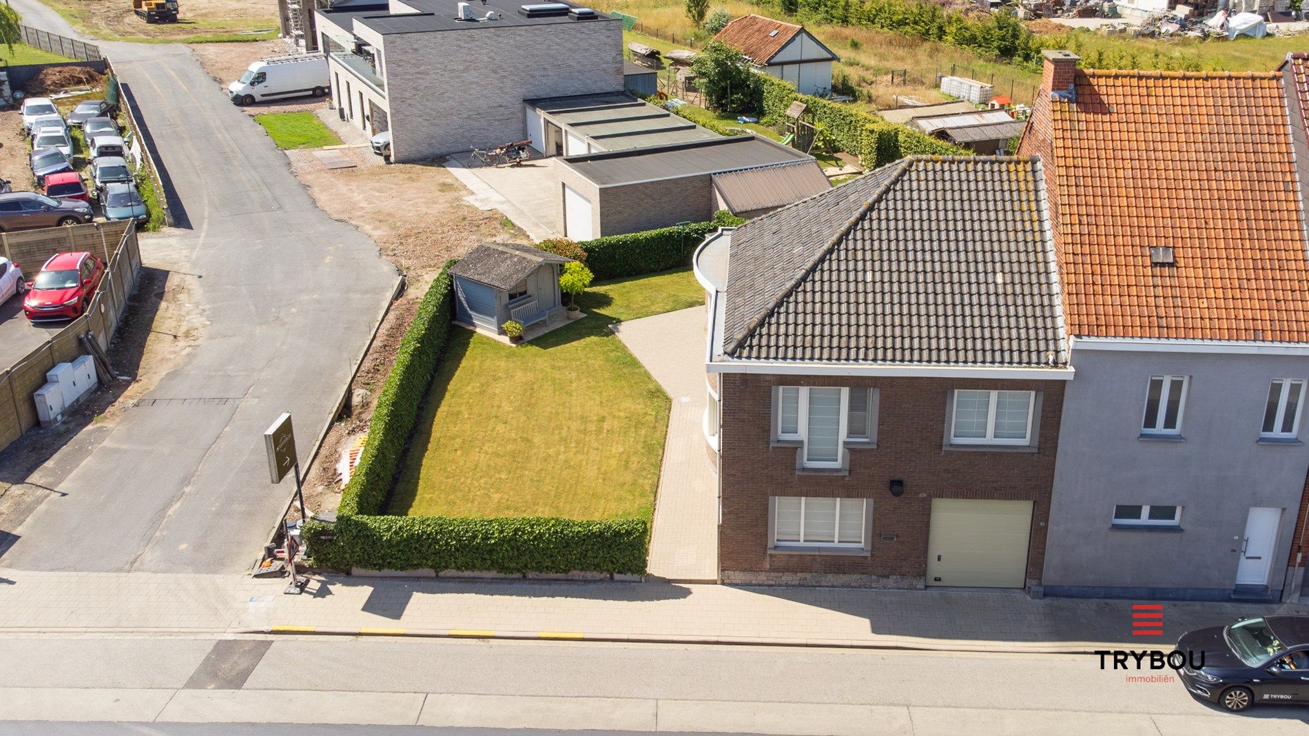 Gezellige en ruime woning met tuin - instapklaar in het hart van Ledegem foto 4