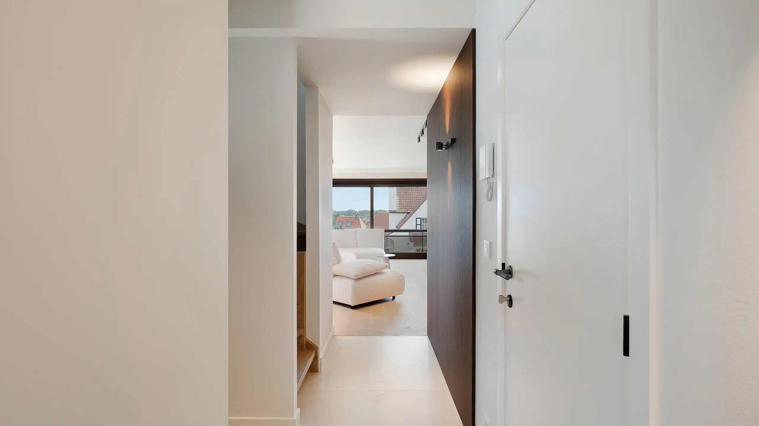 Prachtig gerenoveerd duplex appartement [J. Nellenslaan -Duinbergen]. foto 6