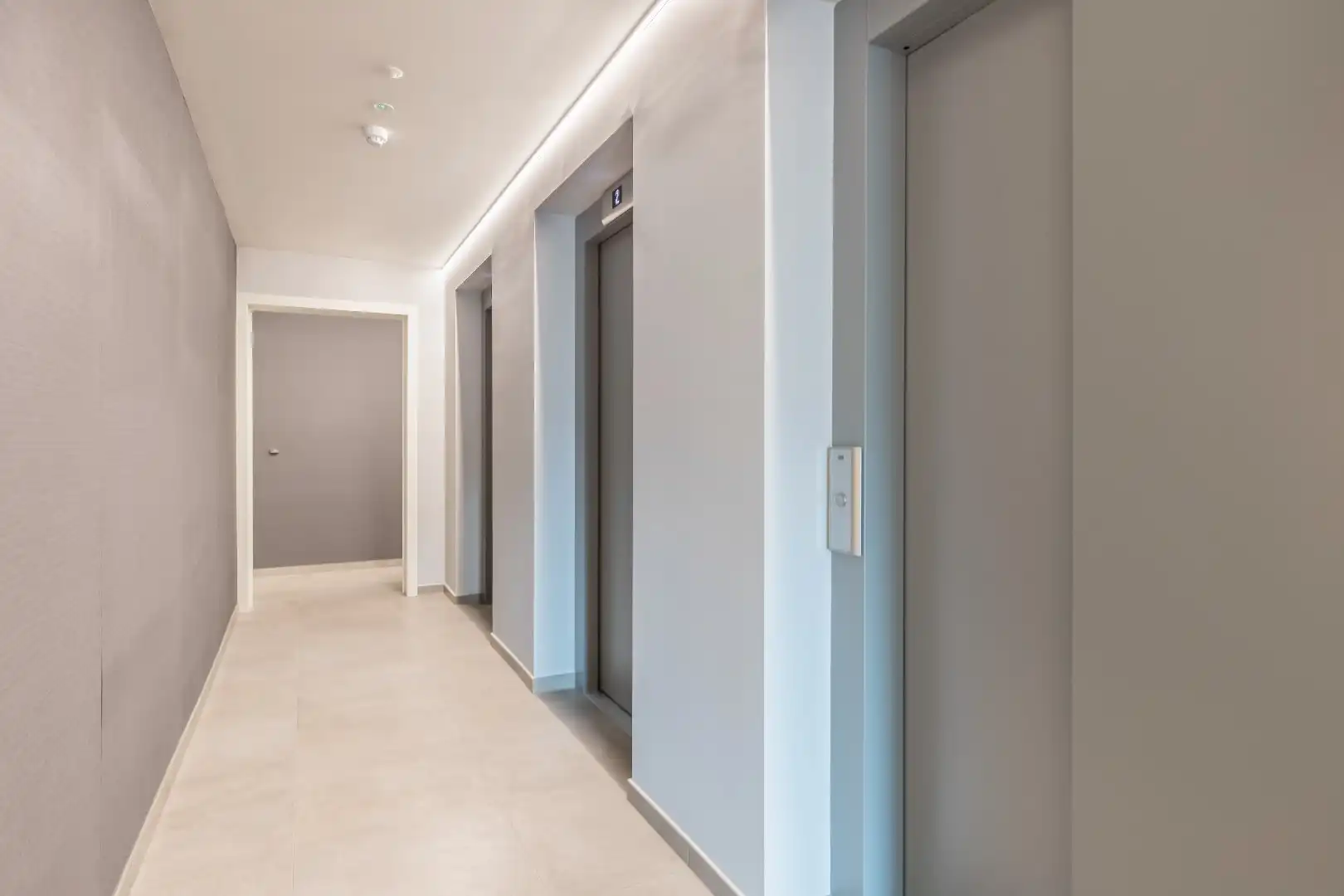 Appartement op de 10de verdieping van 137m² met twee slaapkamers foto 2