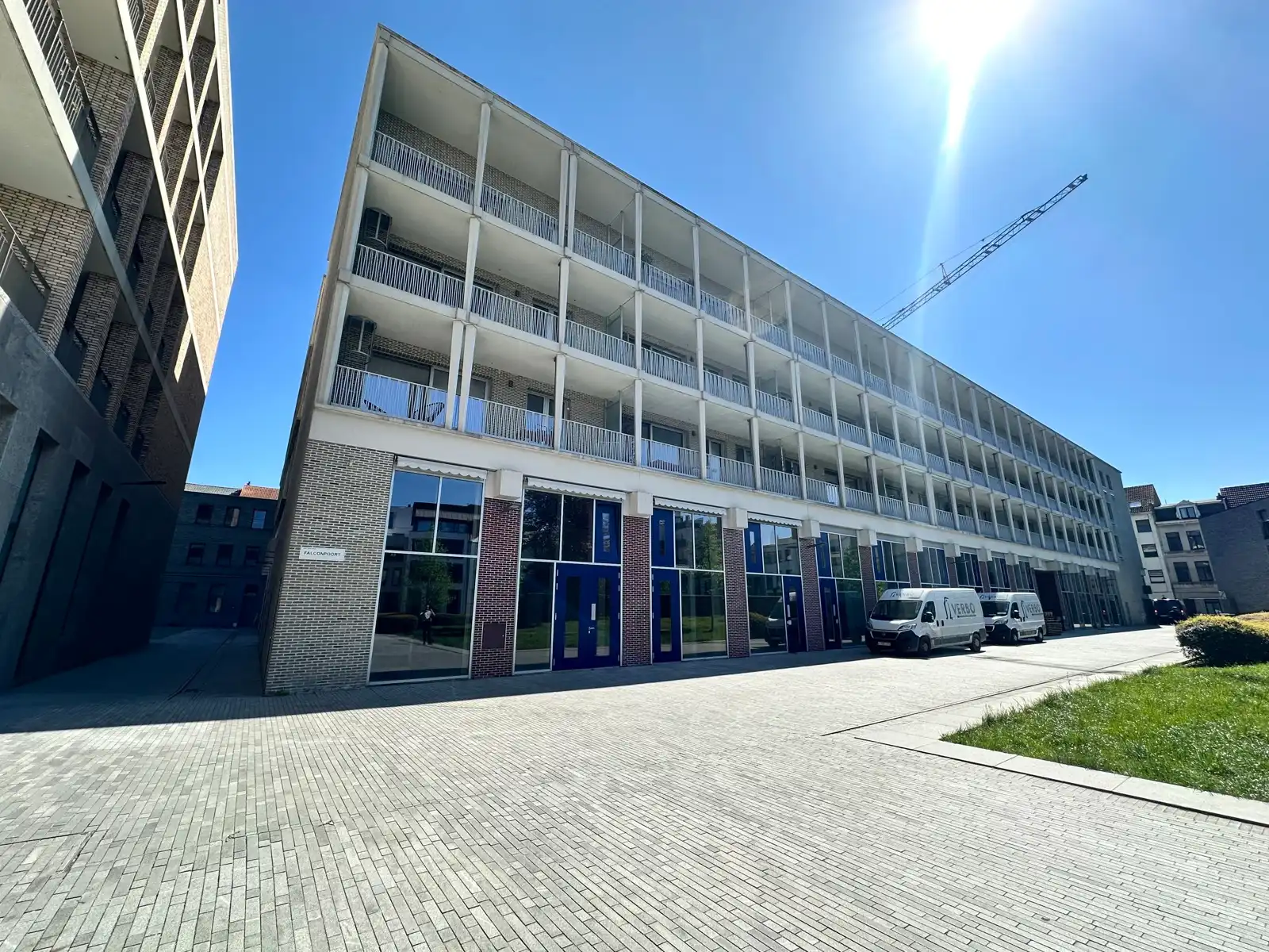 Nieuwbouw polyvalente ruimte 666 m² in Antwerpen foto 17