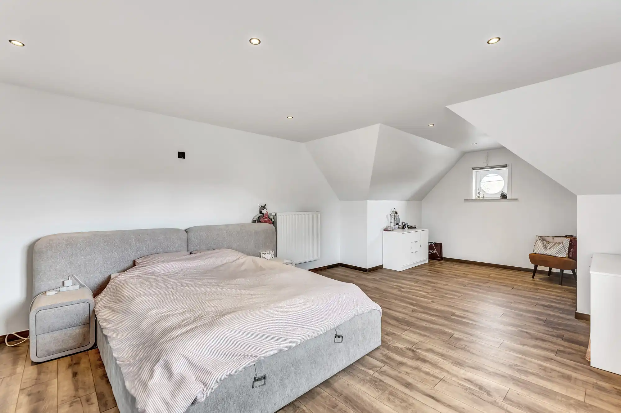 Landelijk stijlvolle villa die recent werd gerenoveerd foto 12
