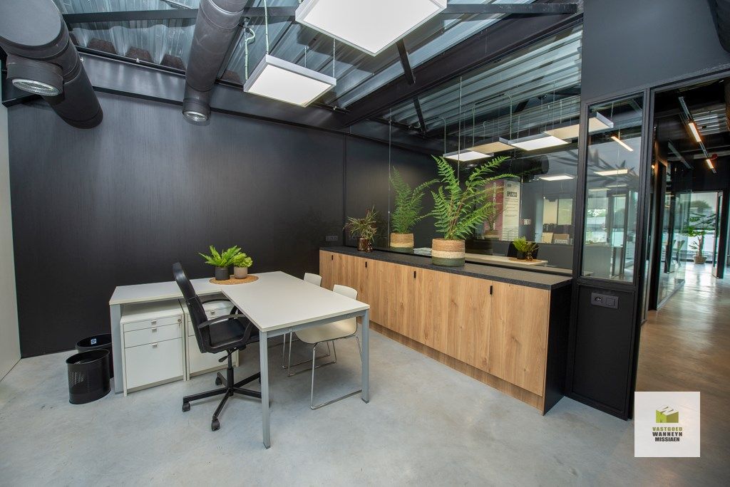 Volledig gemeubileerde co-working kantoren  foto 11