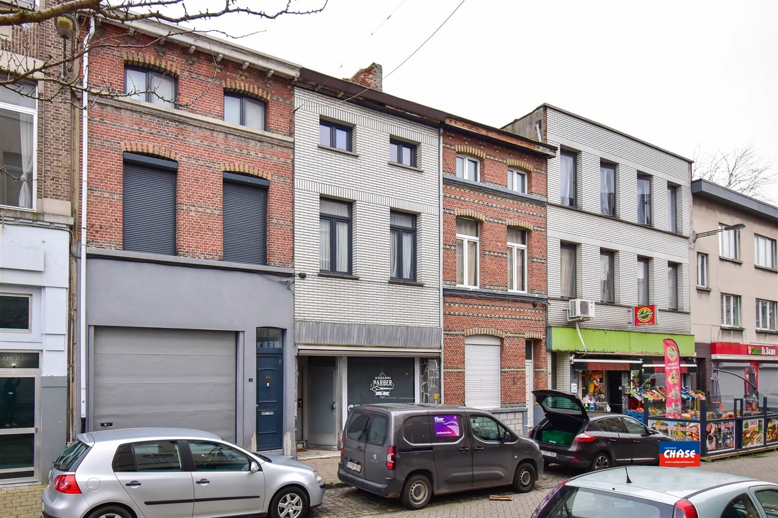 Hoofdfoto van de publicatie: Handelshuis ingedeeld als kapperszaak, studio met tuin en duplex app met 2 slpks en terras