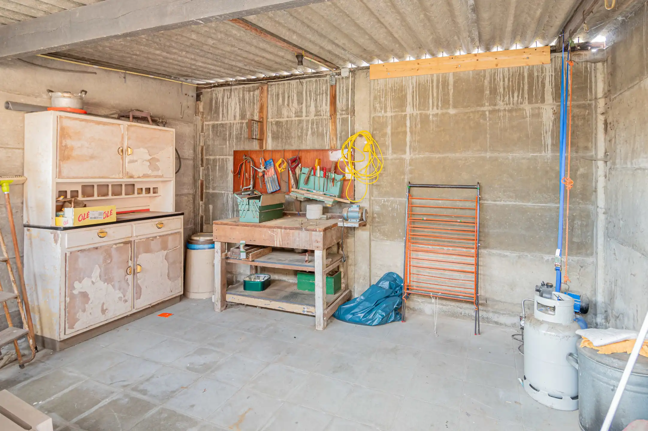 Te renoveren gezinswoning met garage in hartje Willebroek foto 17