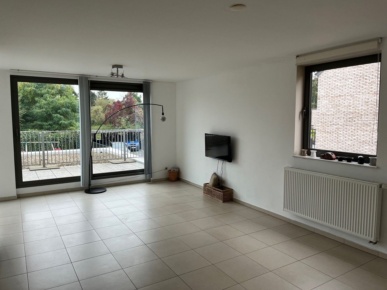 Ruim duplex appartement met 2 slk, groot terras en staanplaats in de kelder! foto 3