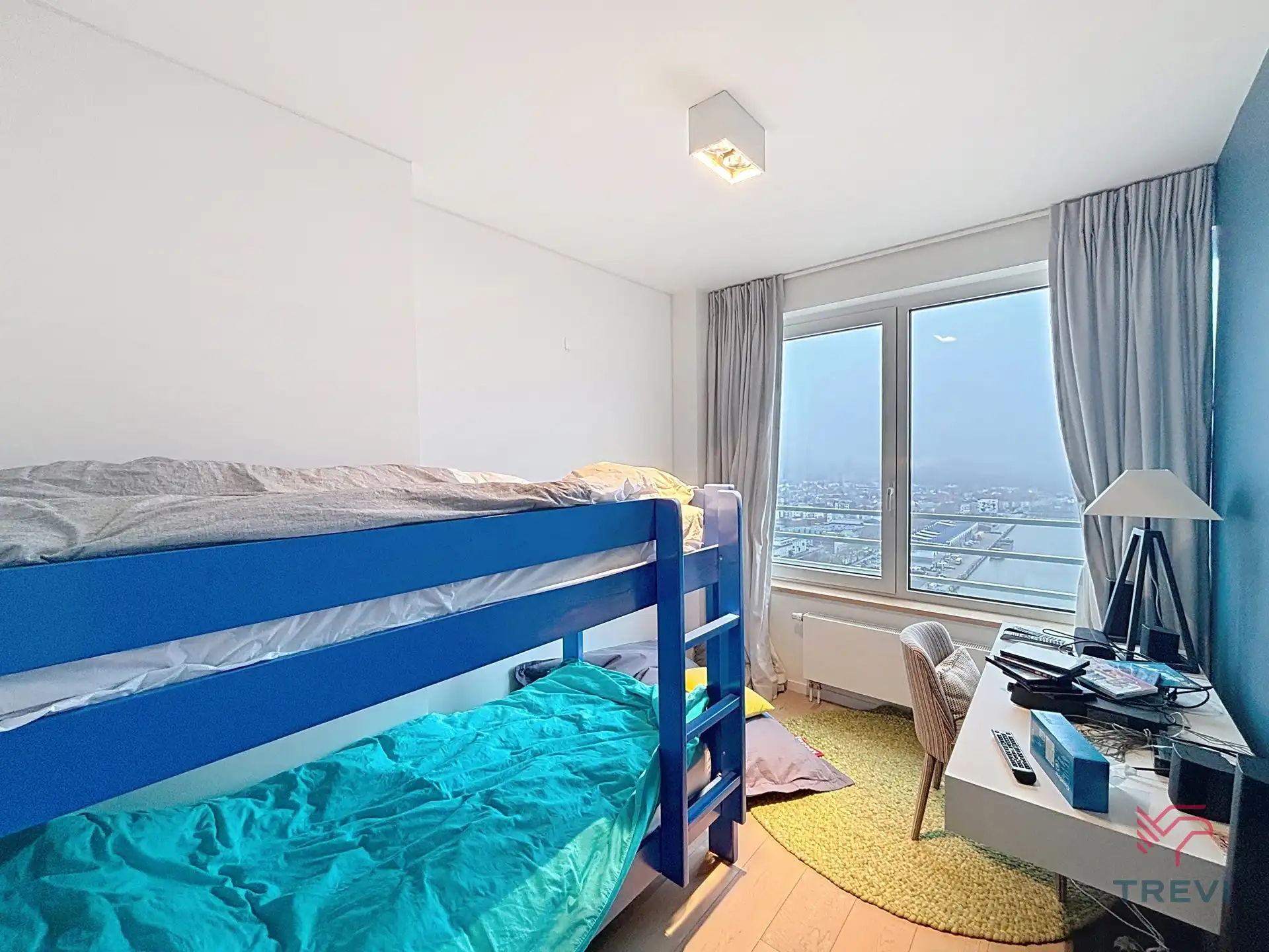 UP-SITE 27E VERDIEPING, 3 SLAAPKAMER FLAT VAN ± 219M². foto 24