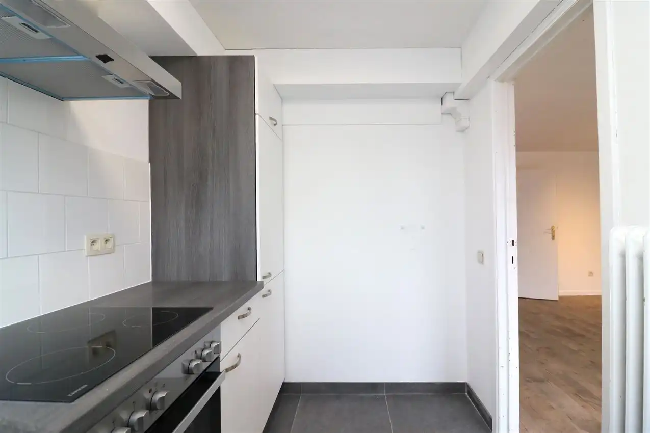 Vernieuwd app. met 1 slpk. op wandelafstand van centrum foto 11