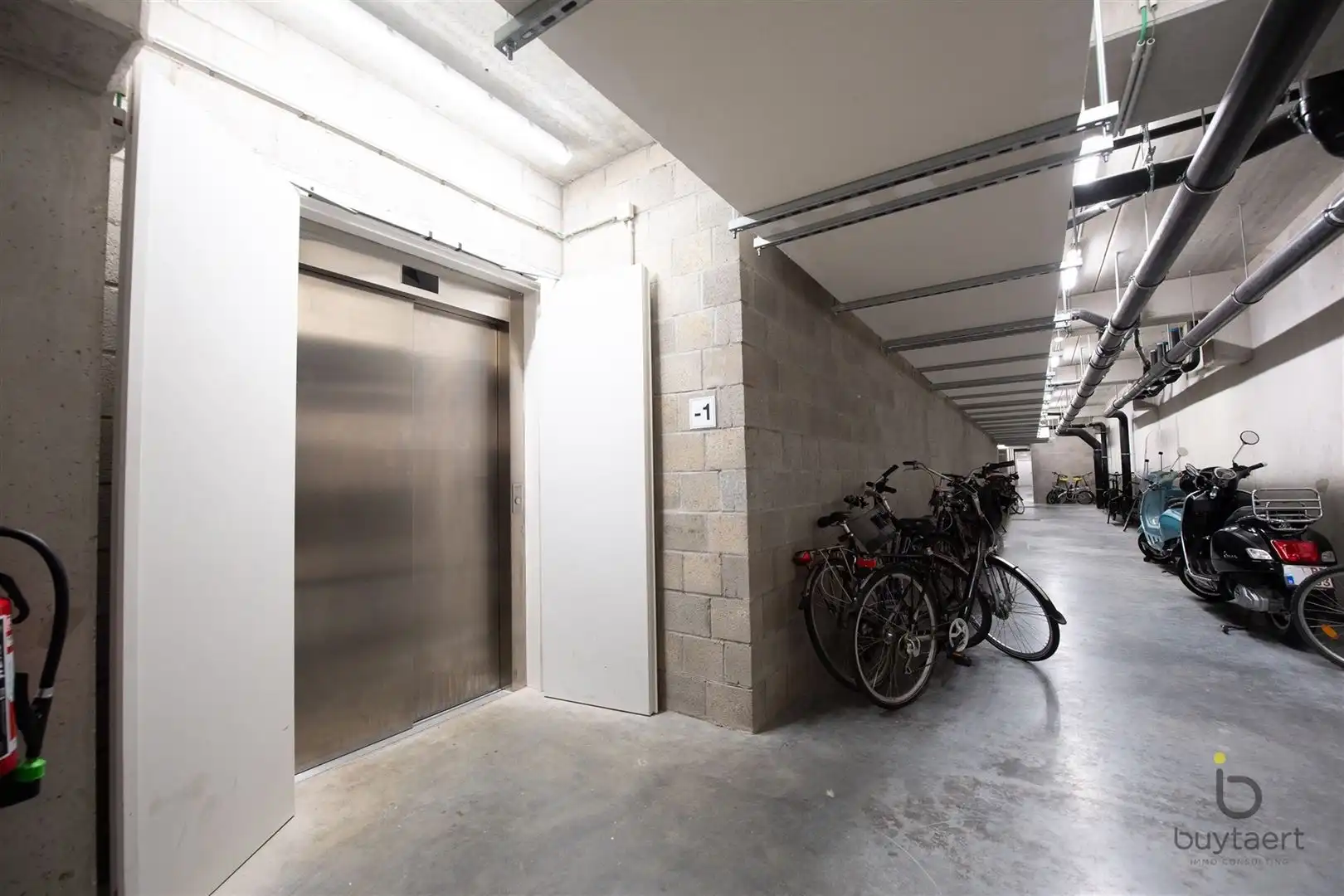 Magnifique nieuwbouw studio met terras en fenomenaal uitzicht! foto 27