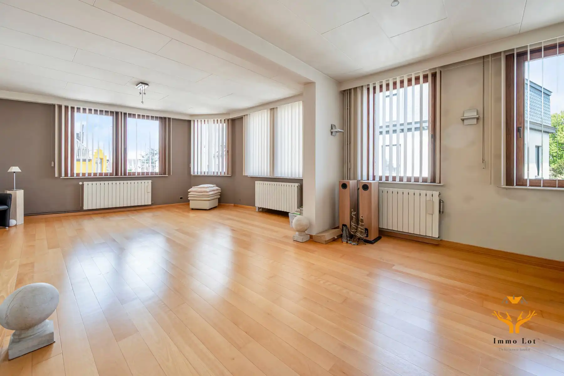 Zeer ruime woning in het centrum van Baasrode foto 4